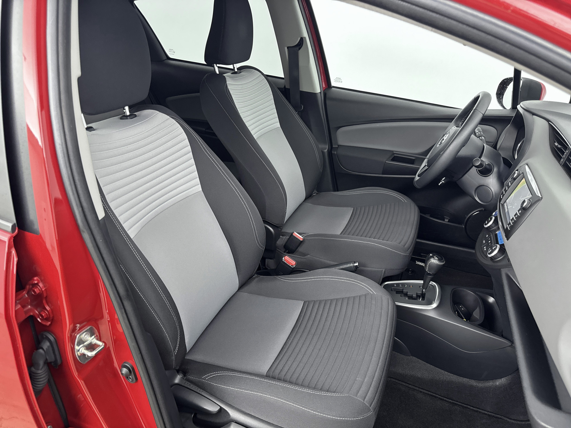 Foto van Toyota Toyota Yaris Hybrid