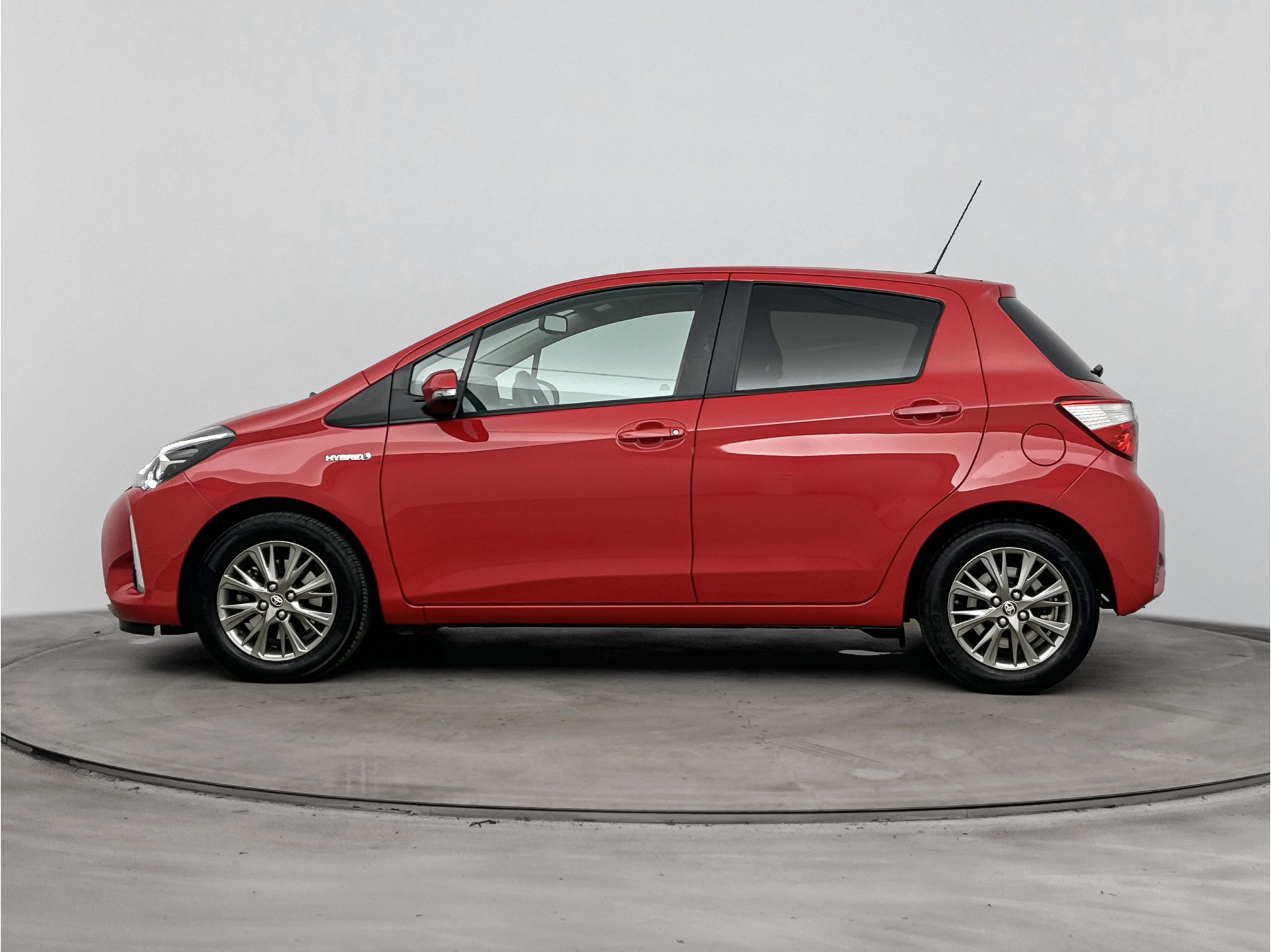 Foto van Toyota Toyota Yaris Hybrid
