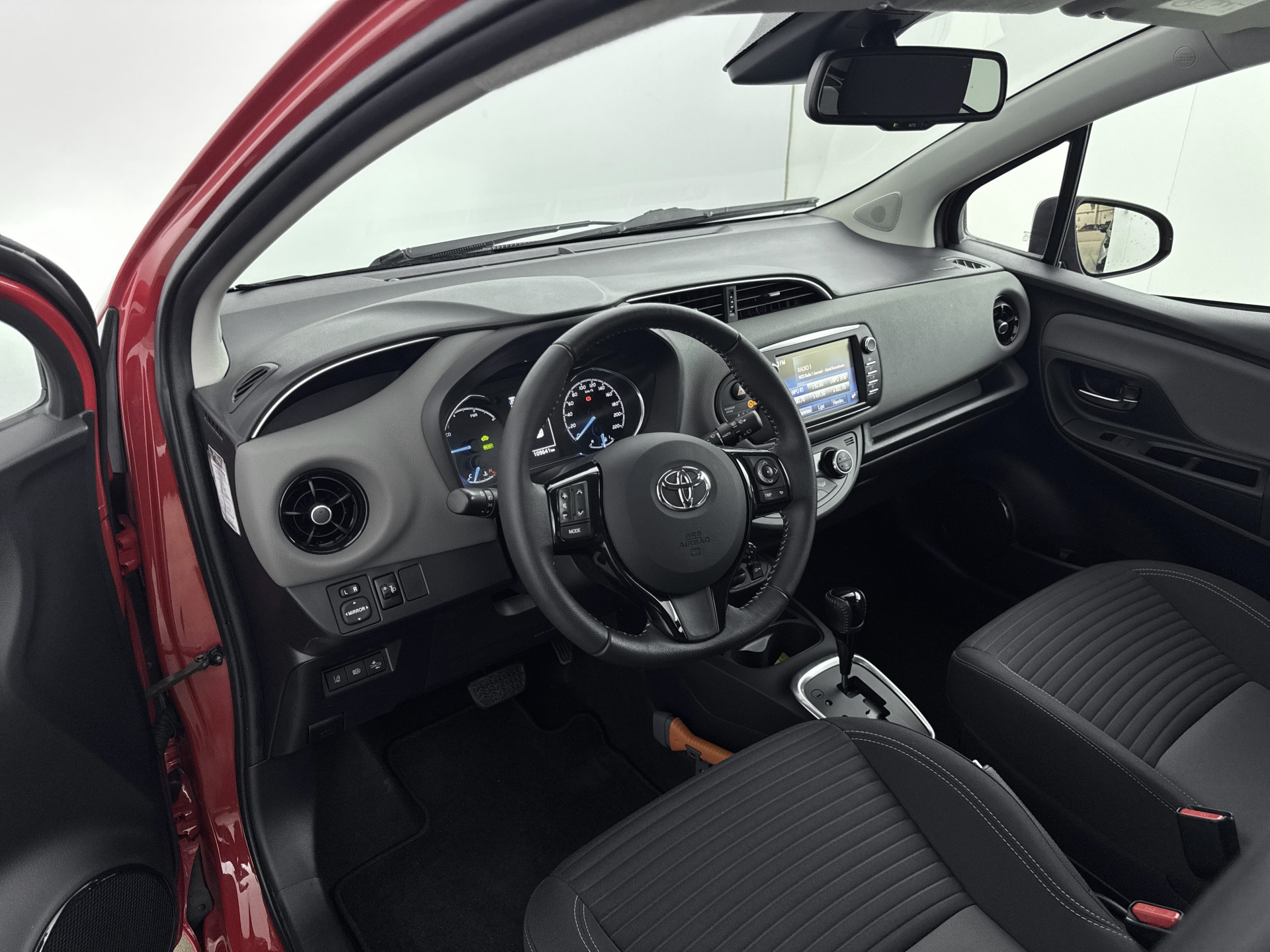 Foto van Toyota Toyota Yaris Hybrid