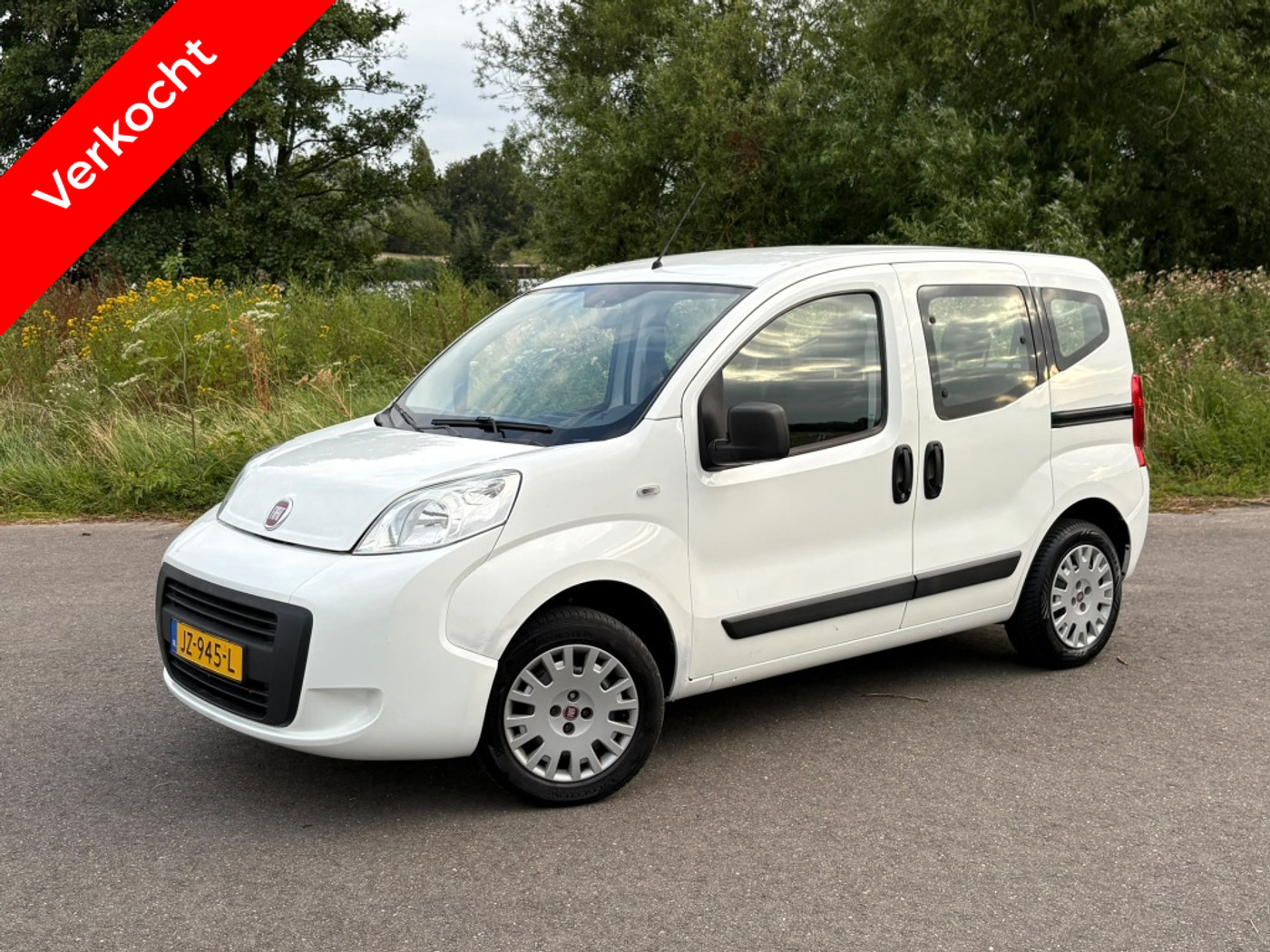 Fiat Qubo 1.4 Easy Trekhaak Airco Cruise Control APK 2015 - voorkant