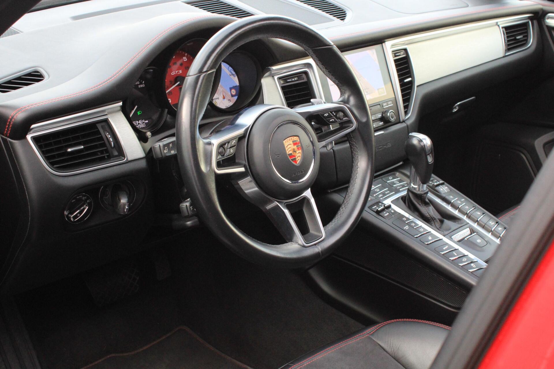 Foto van Porsche Macan GTS