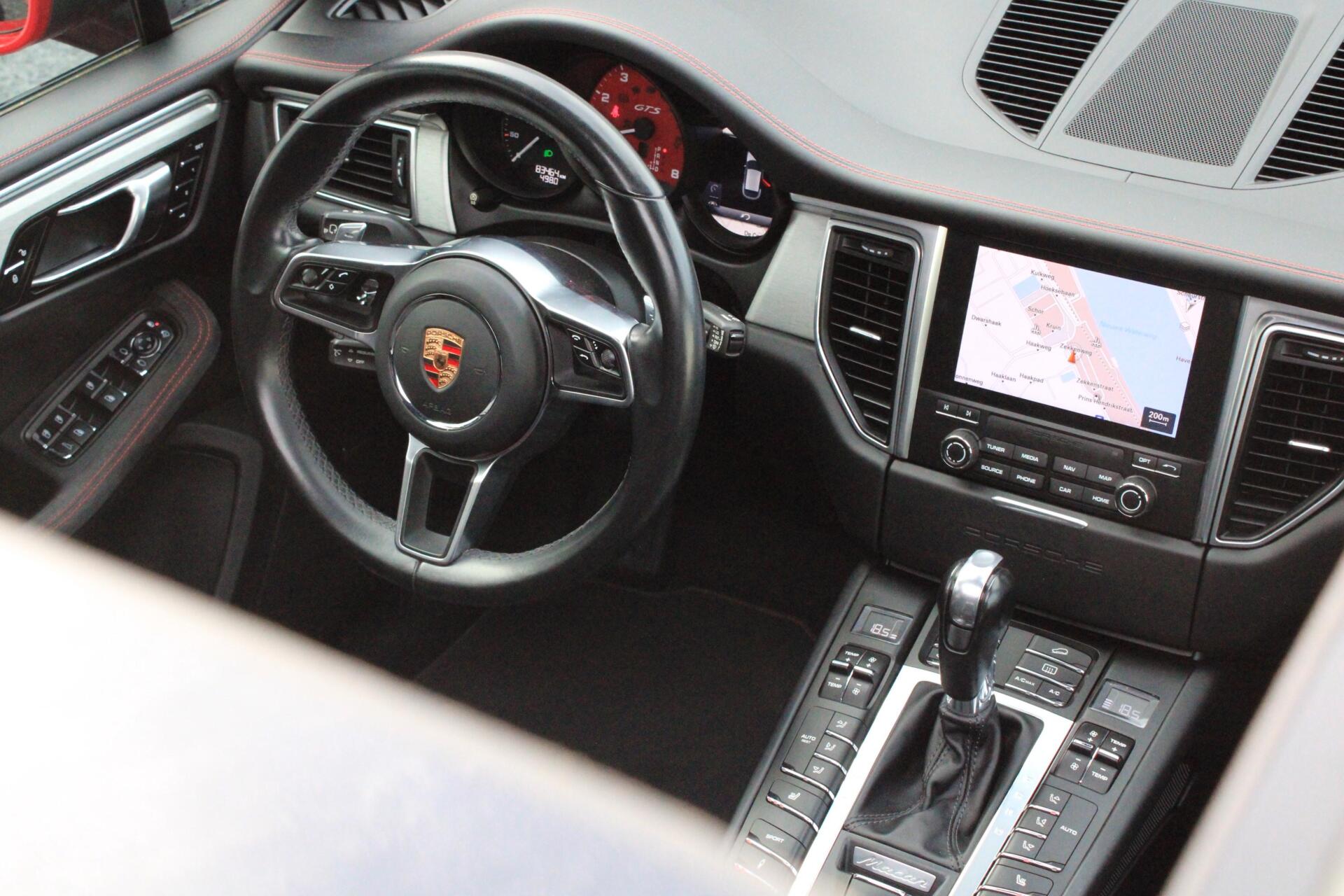 Foto van Porsche Macan GTS