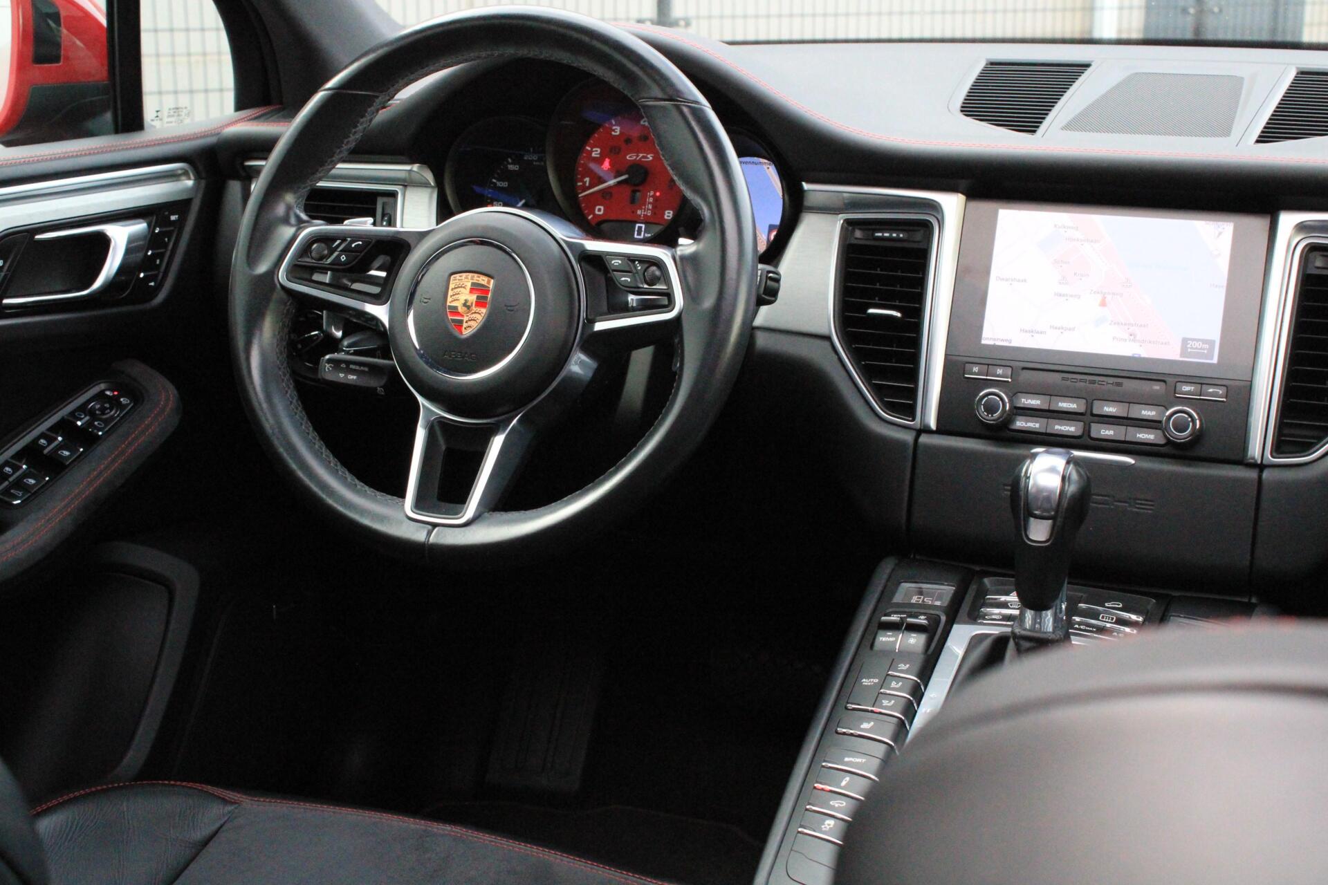 Foto van Porsche Macan GTS