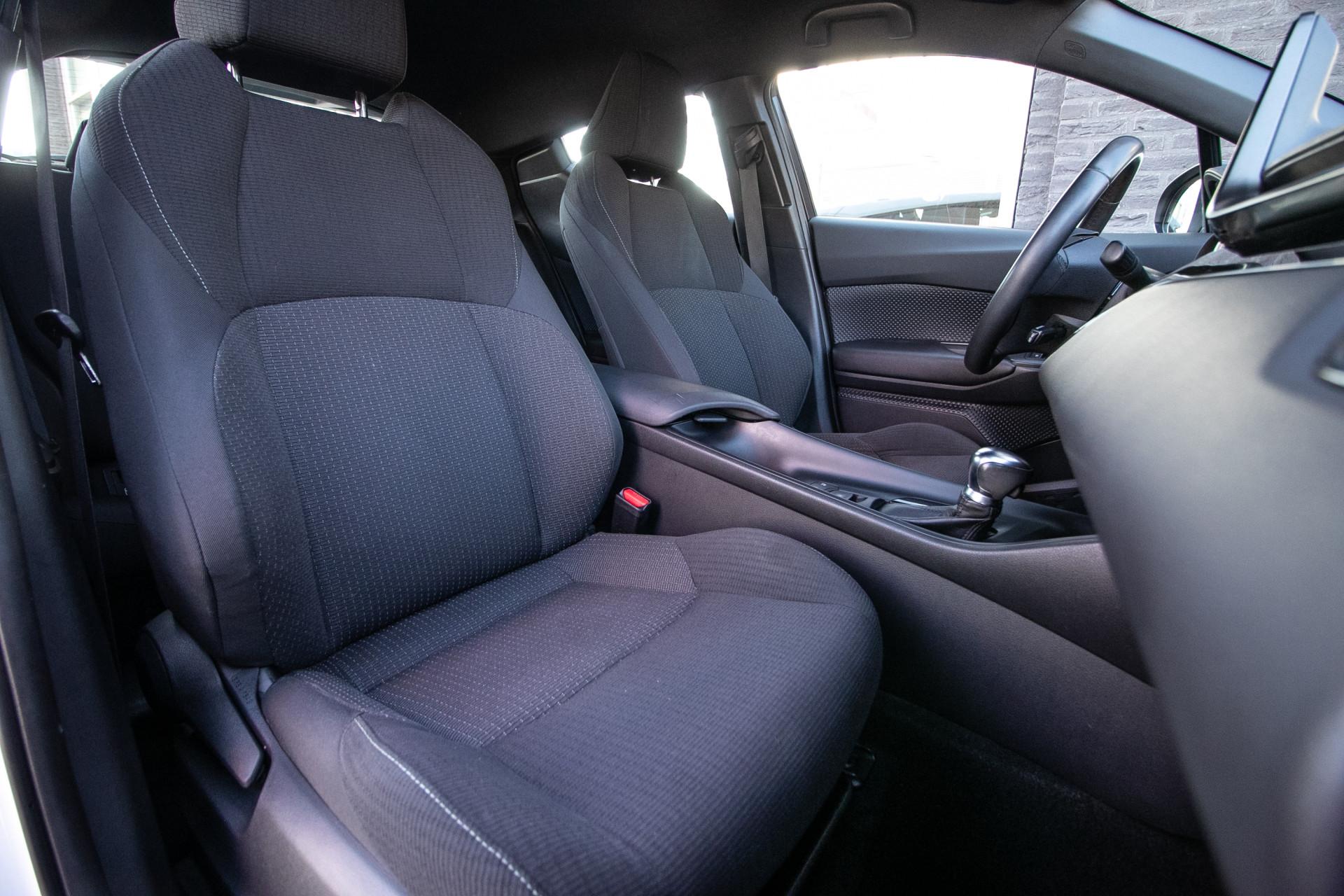 Foto van Toyota Toyota C-hr