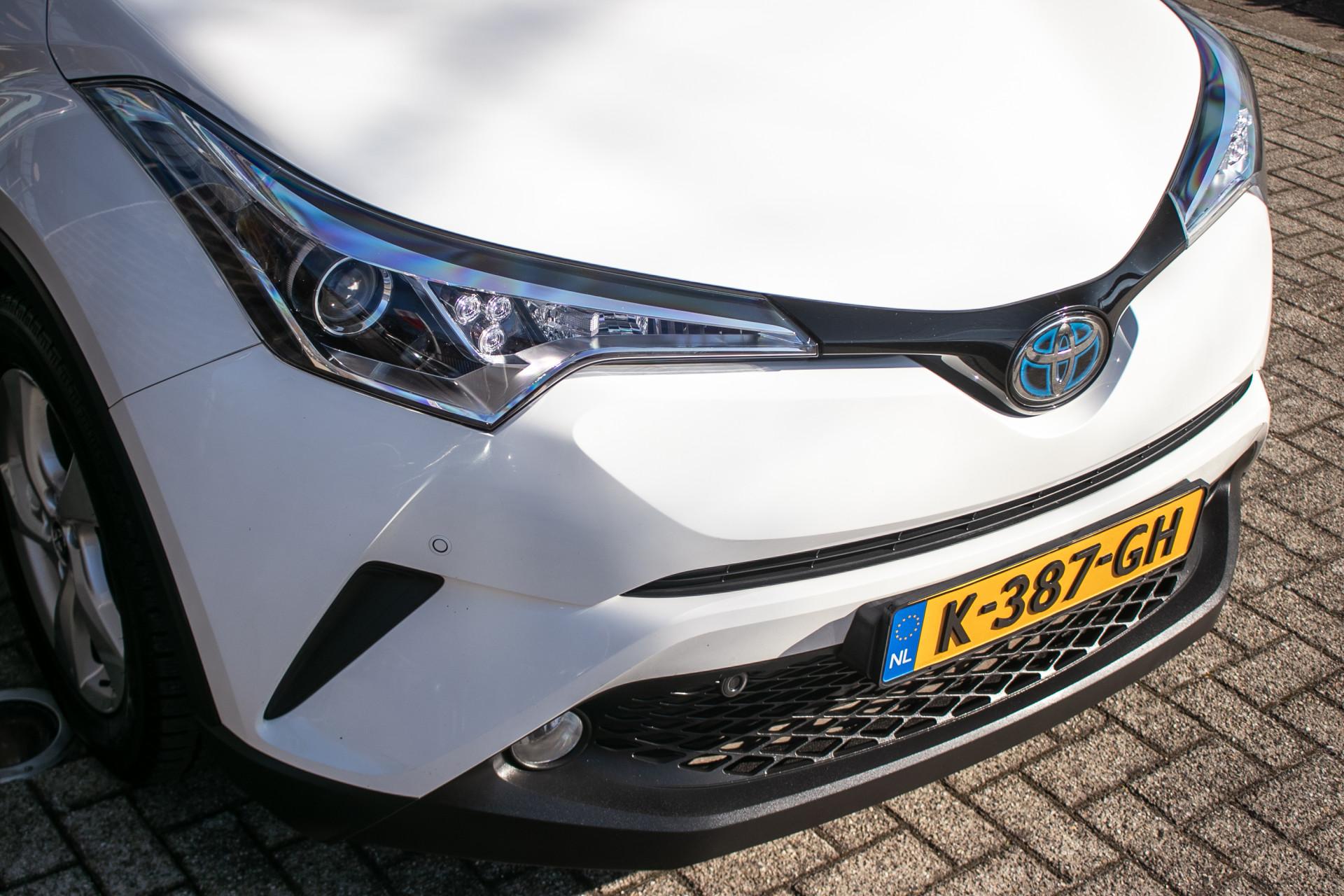 Foto van Toyota Toyota C-hr