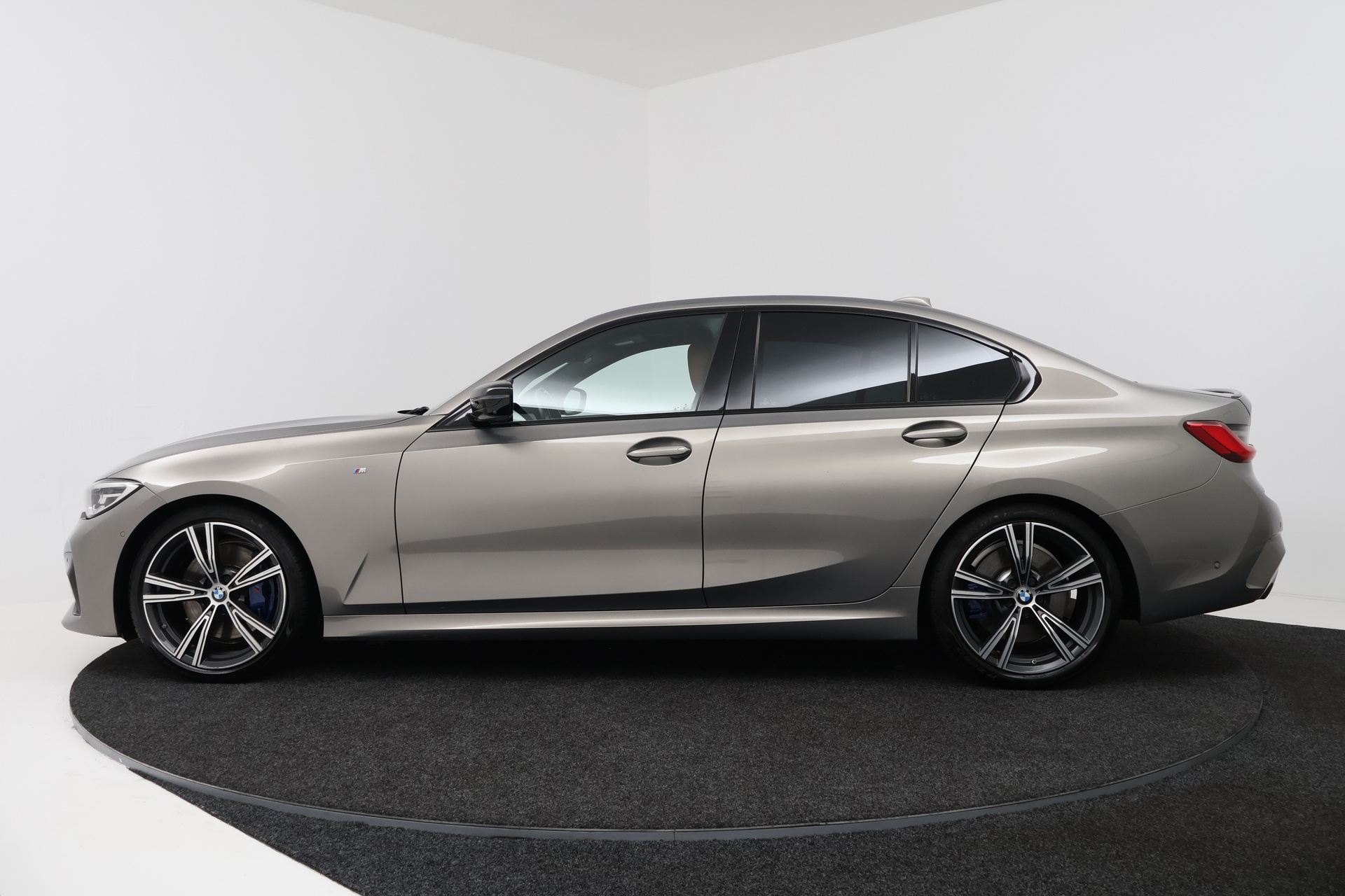 Foto van BMW 330i