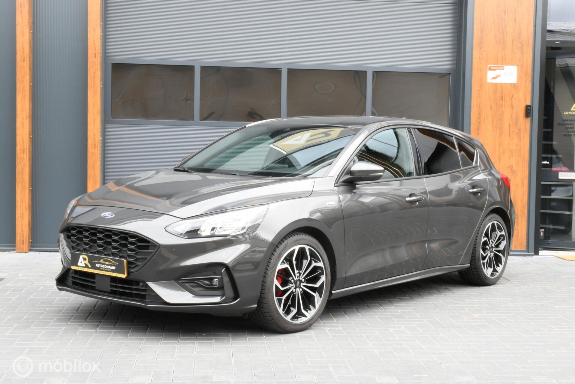 Ford Focus 1.0 EcoBoost Hybrid Active X Business 2021 - voorkant