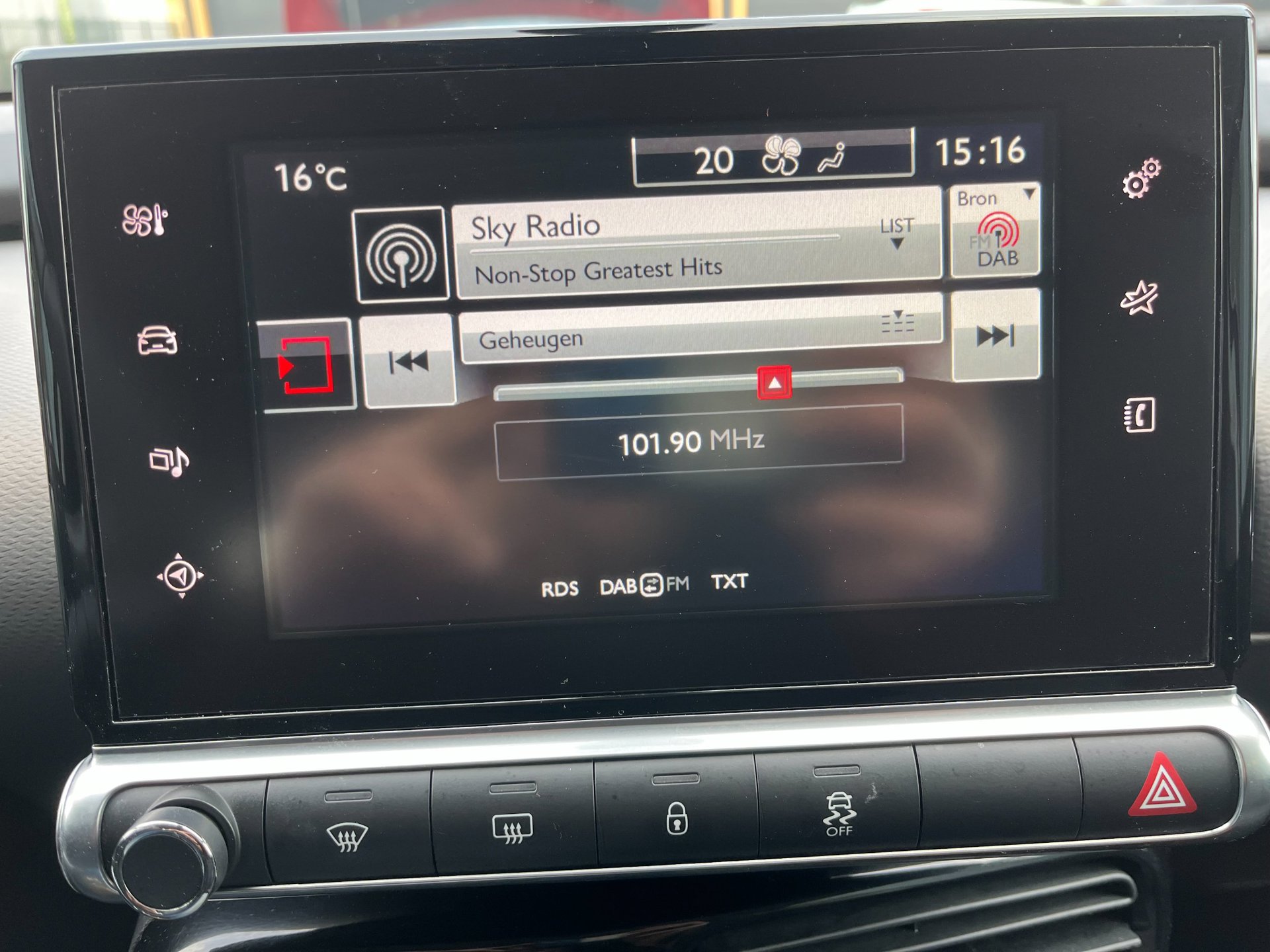 Foto van Citroen C4 Cactus