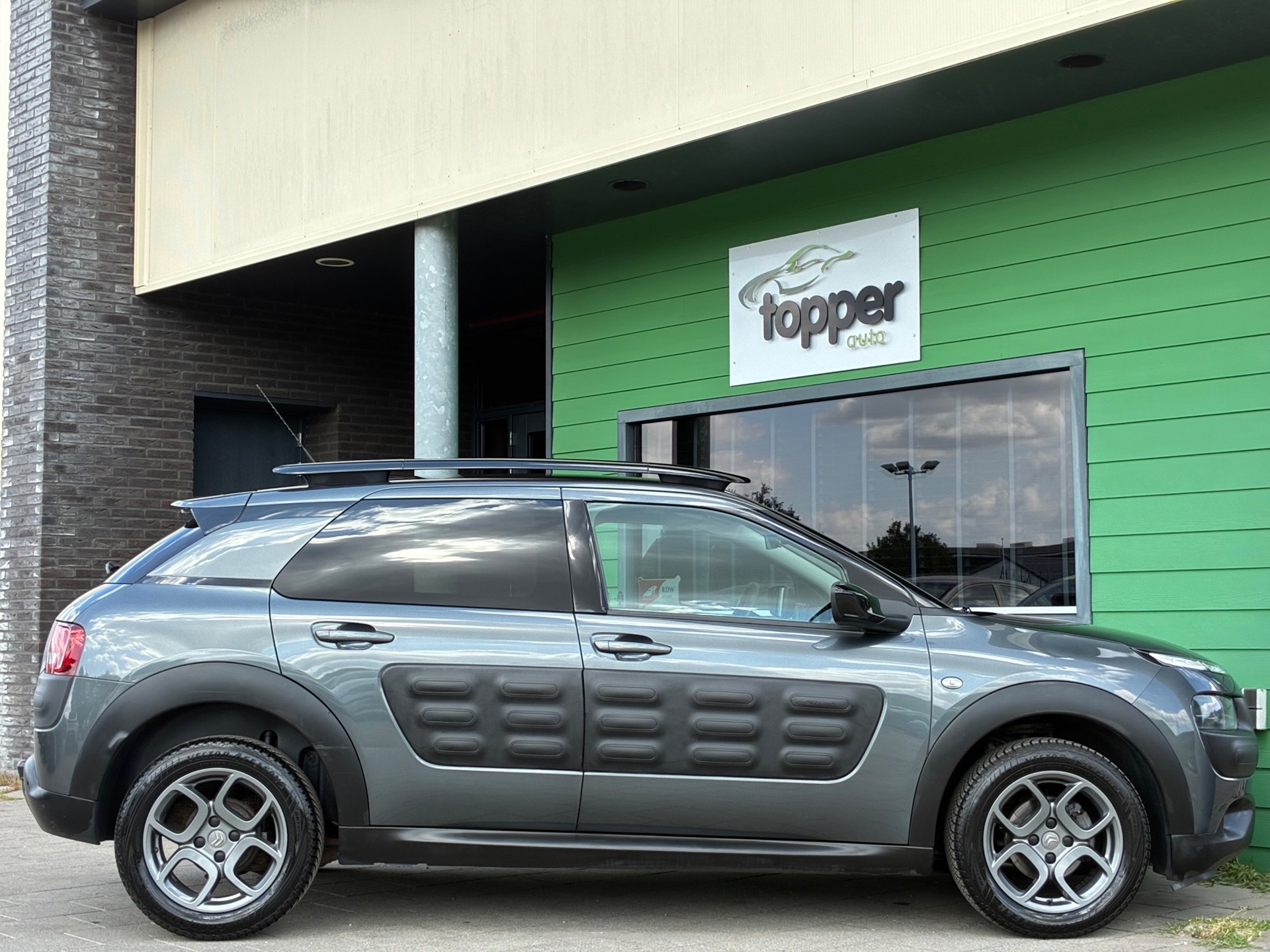 Foto van Citroen C4 Cactus