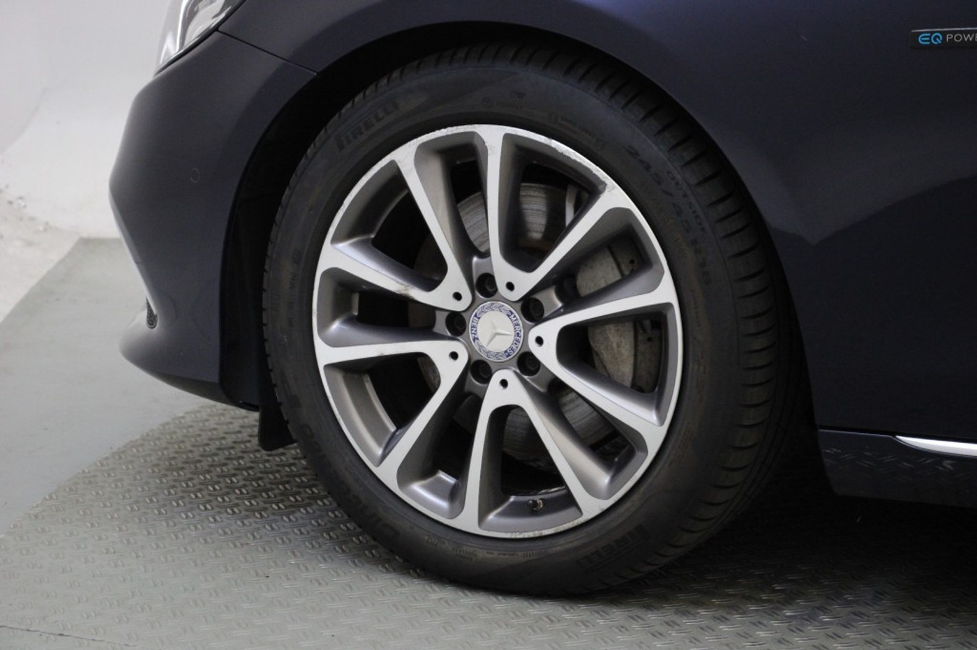 Foto van Mercedes-Benz E 350 E