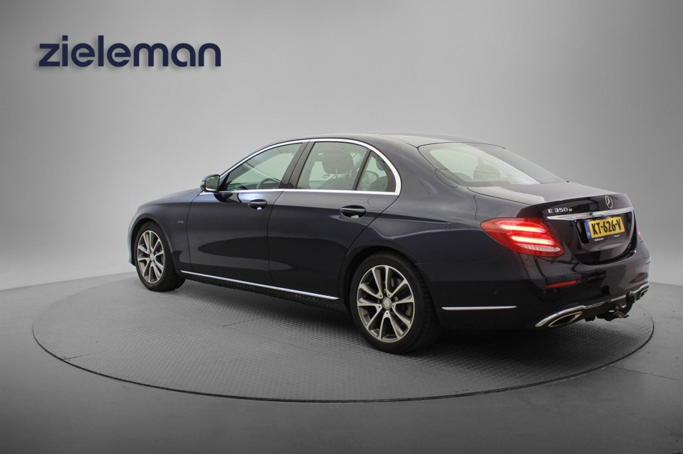Foto van Mercedes-Benz E 350 E