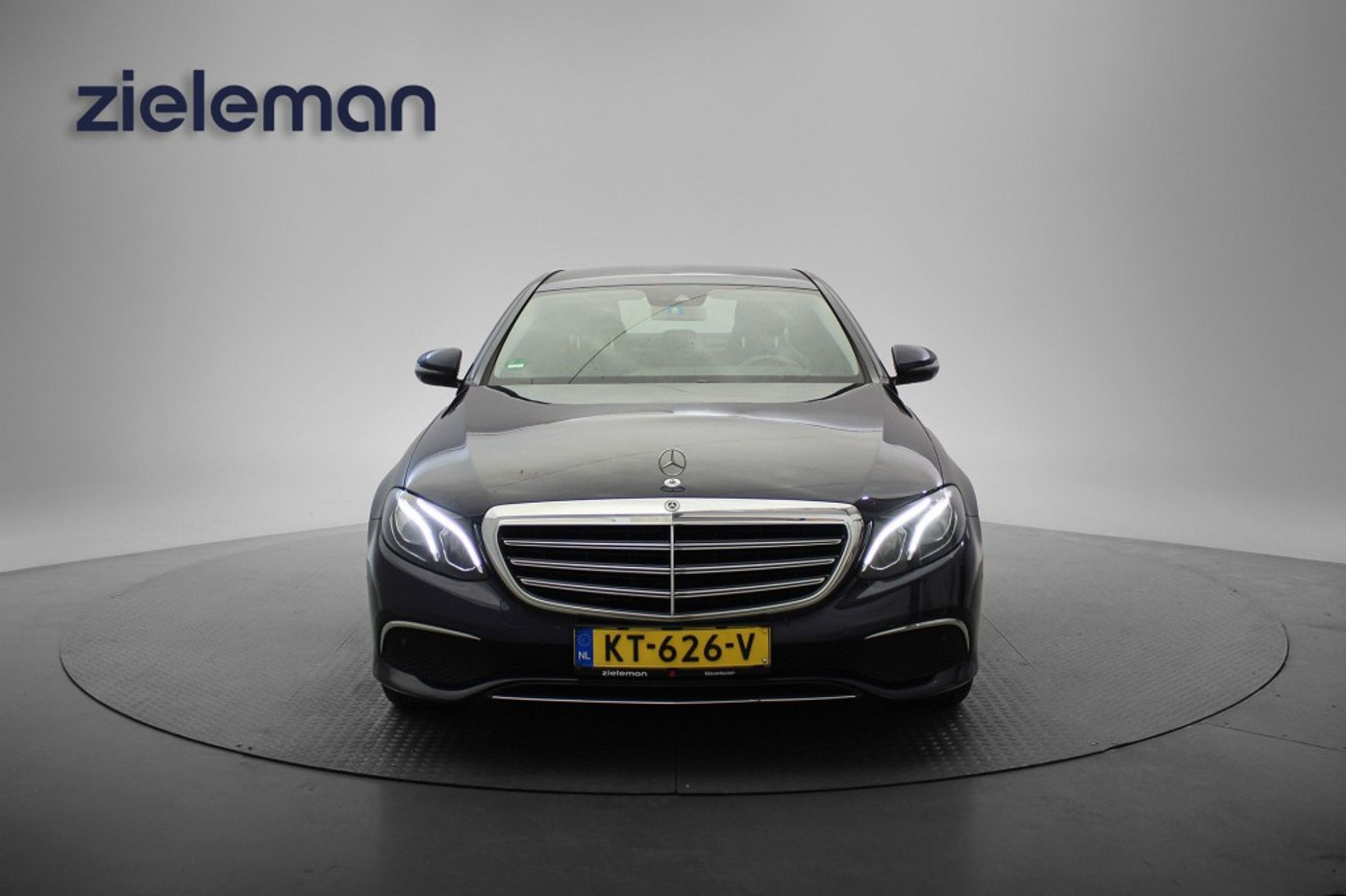 Foto van Mercedes-Benz E 350 E