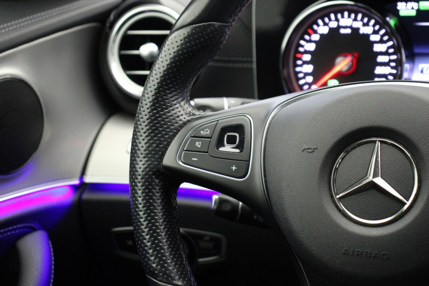 Foto van Mercedes-Benz E 350 E