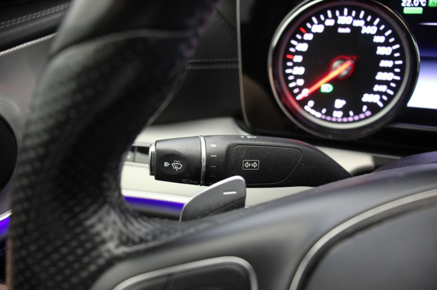 Foto van Mercedes-Benz E 350 E