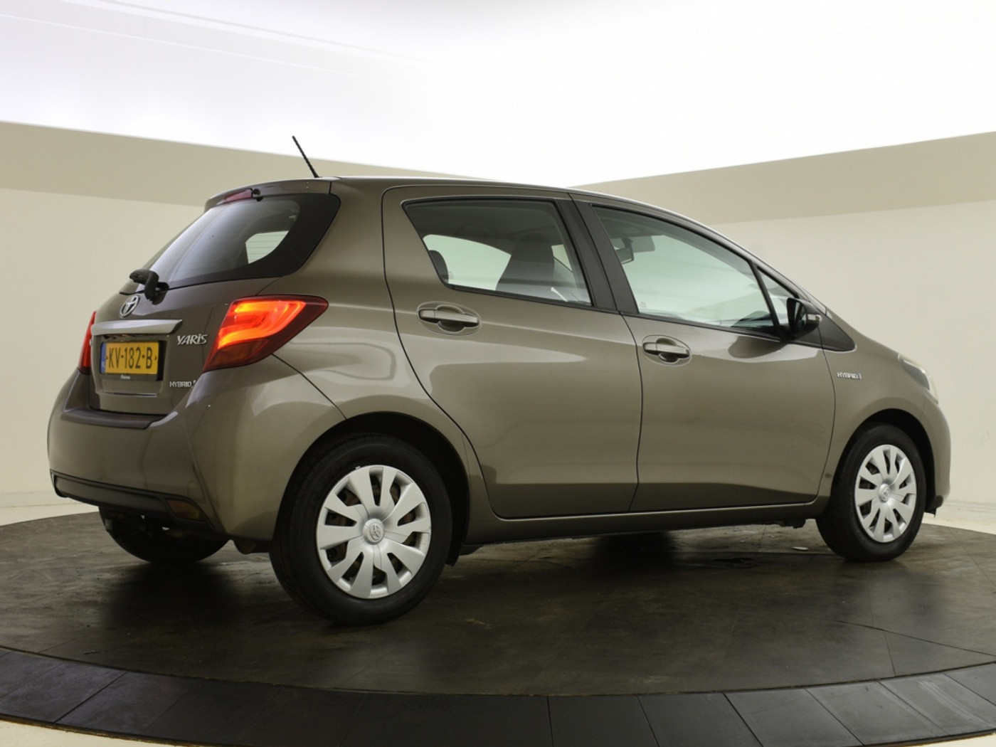 Foto van Toyota Toyota Yaris Hybrid