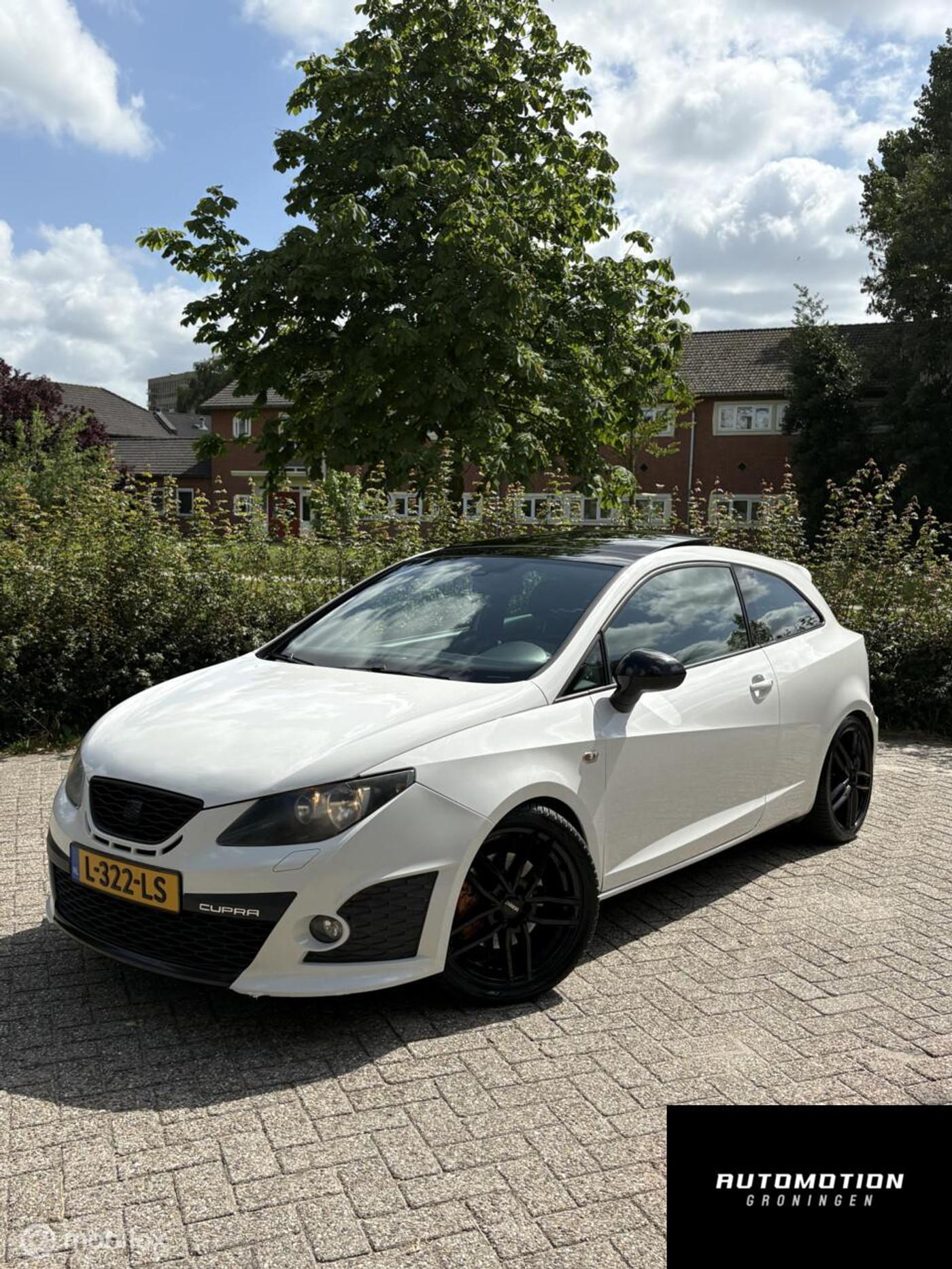Seat Ibiza 1.4 TSI Cupra PDCPANO CRUISE STOEL.V AIRCO 2011 - voorkant