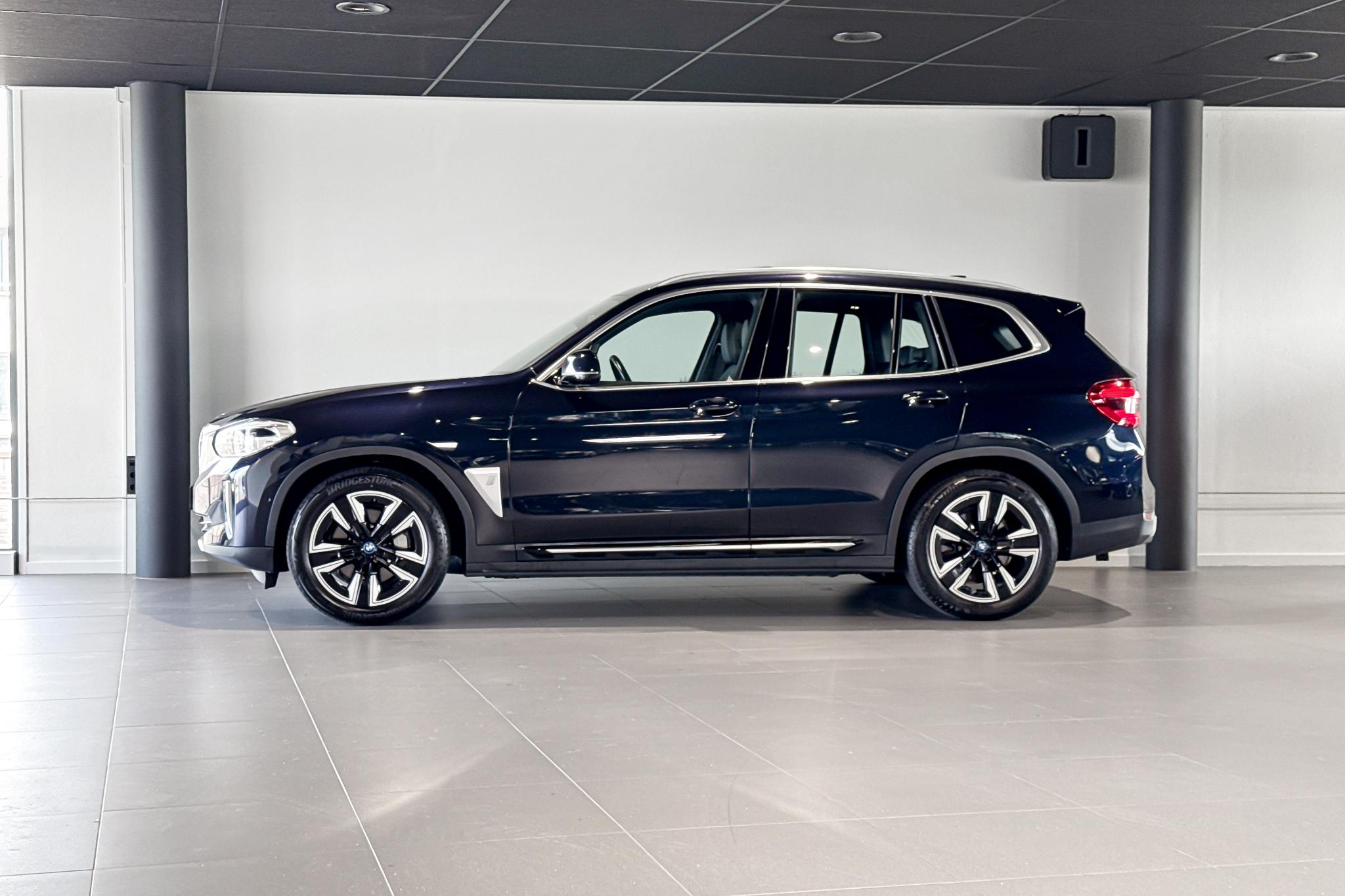Foto van BMW Ix3