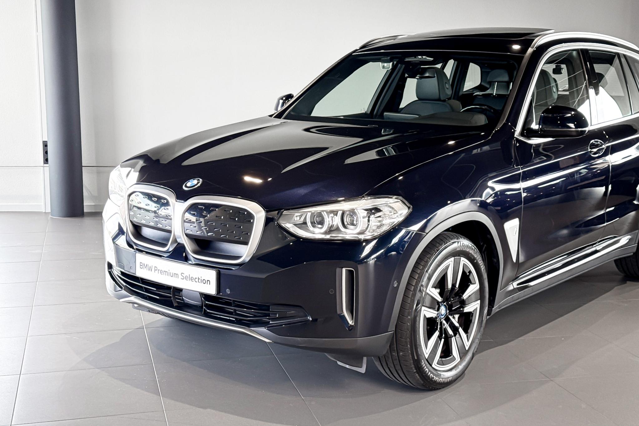Foto van BMW Ix3