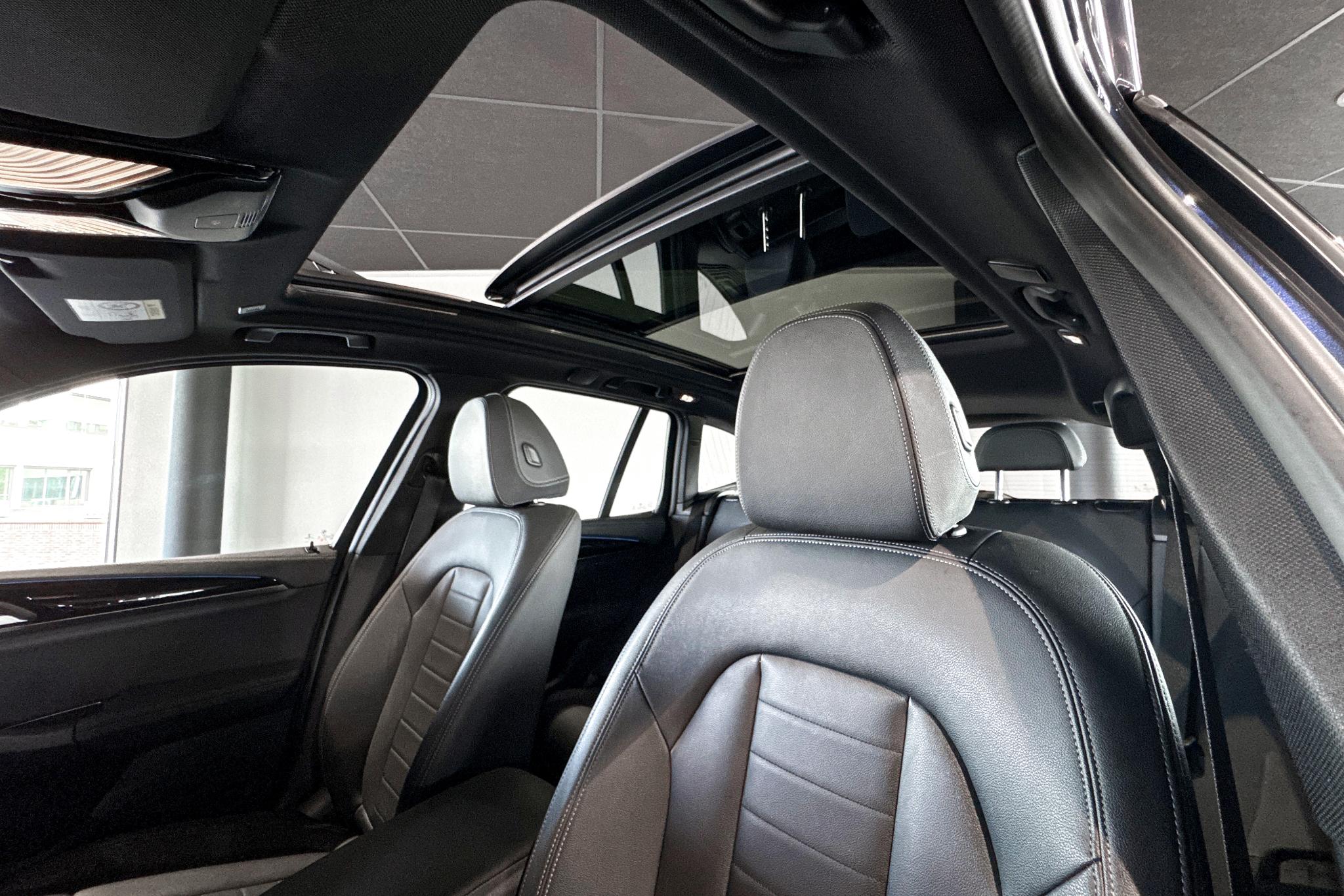 Foto van BMW Ix3