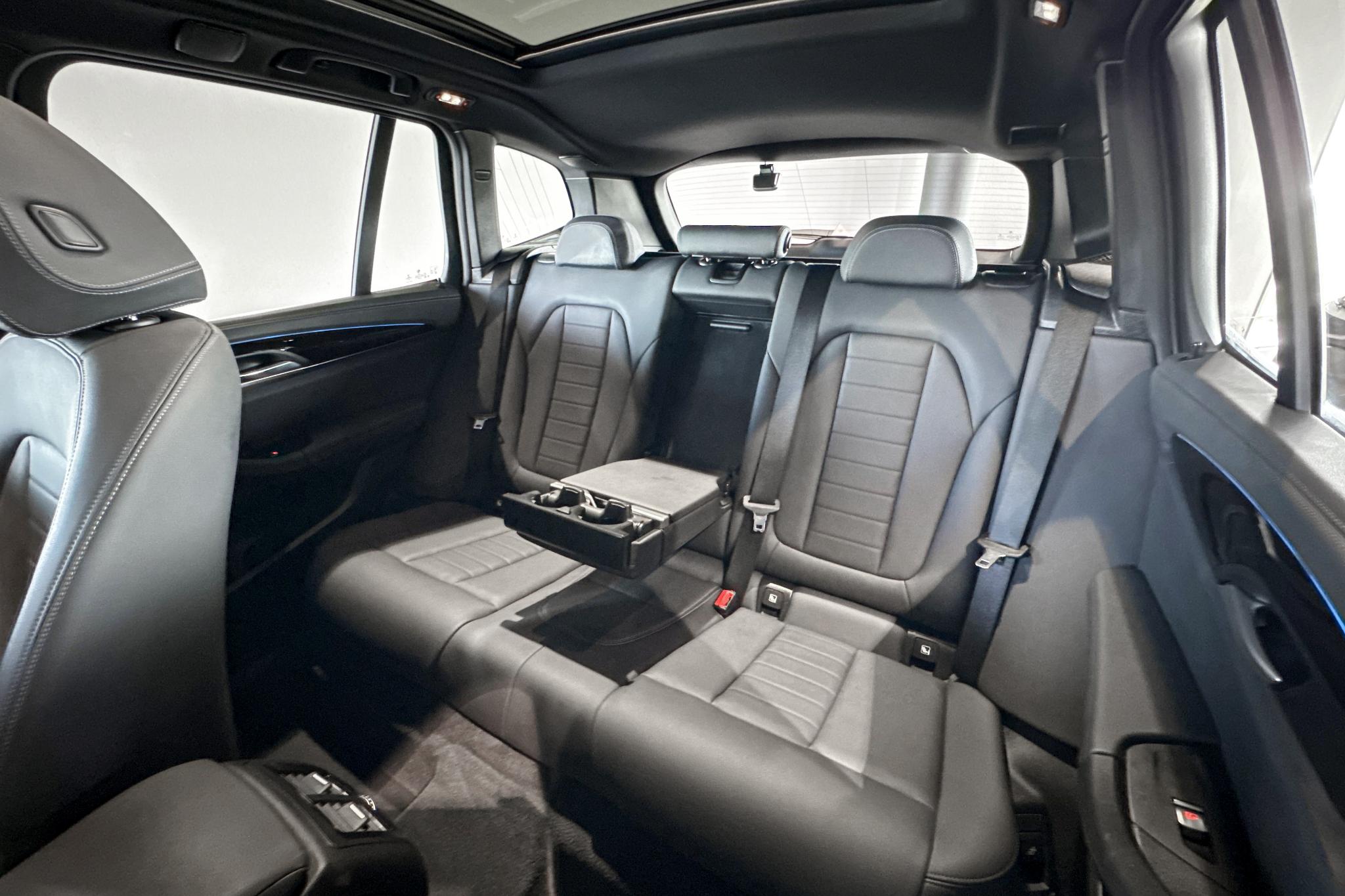 Foto van BMW Ix3