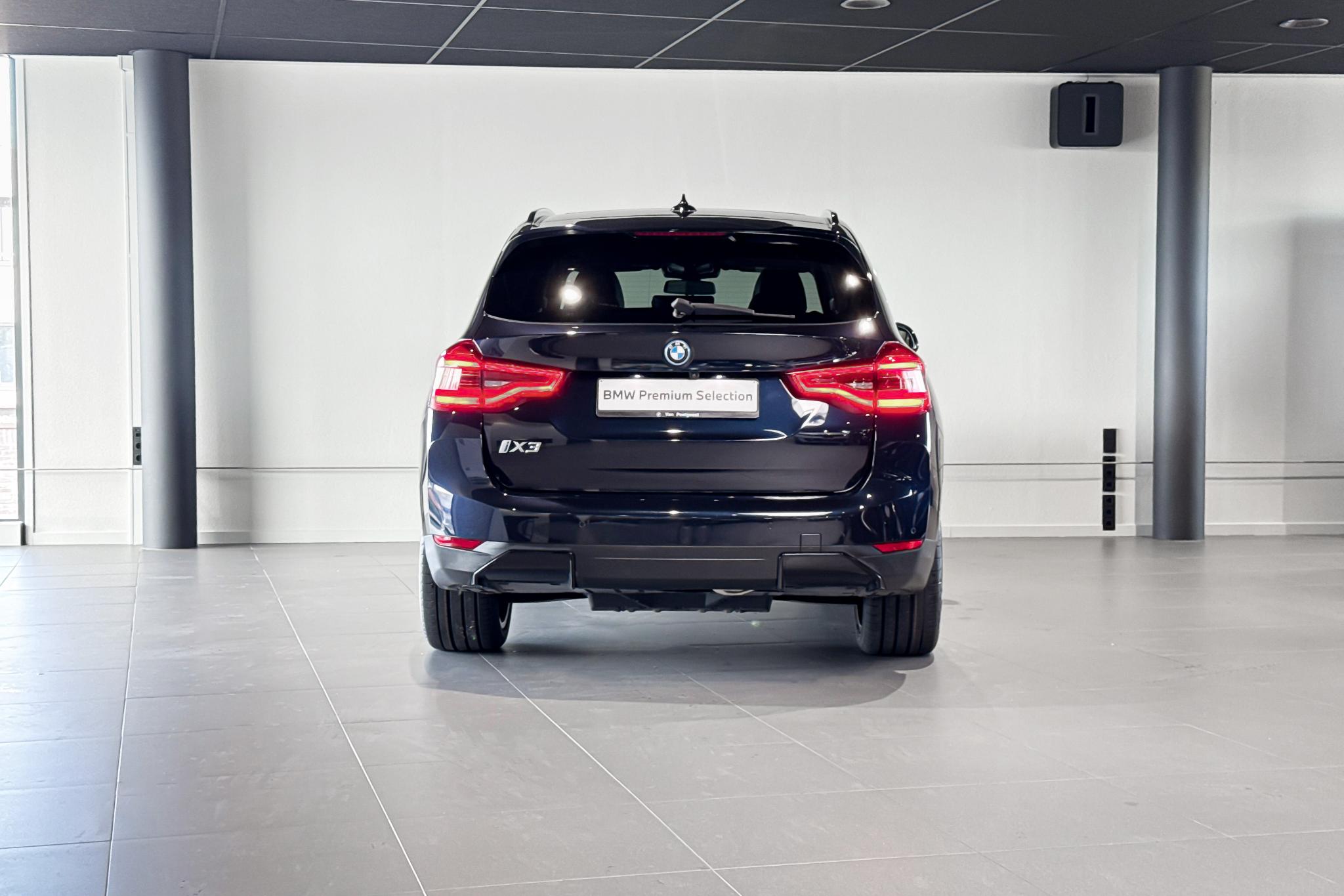 Foto van BMW Ix3