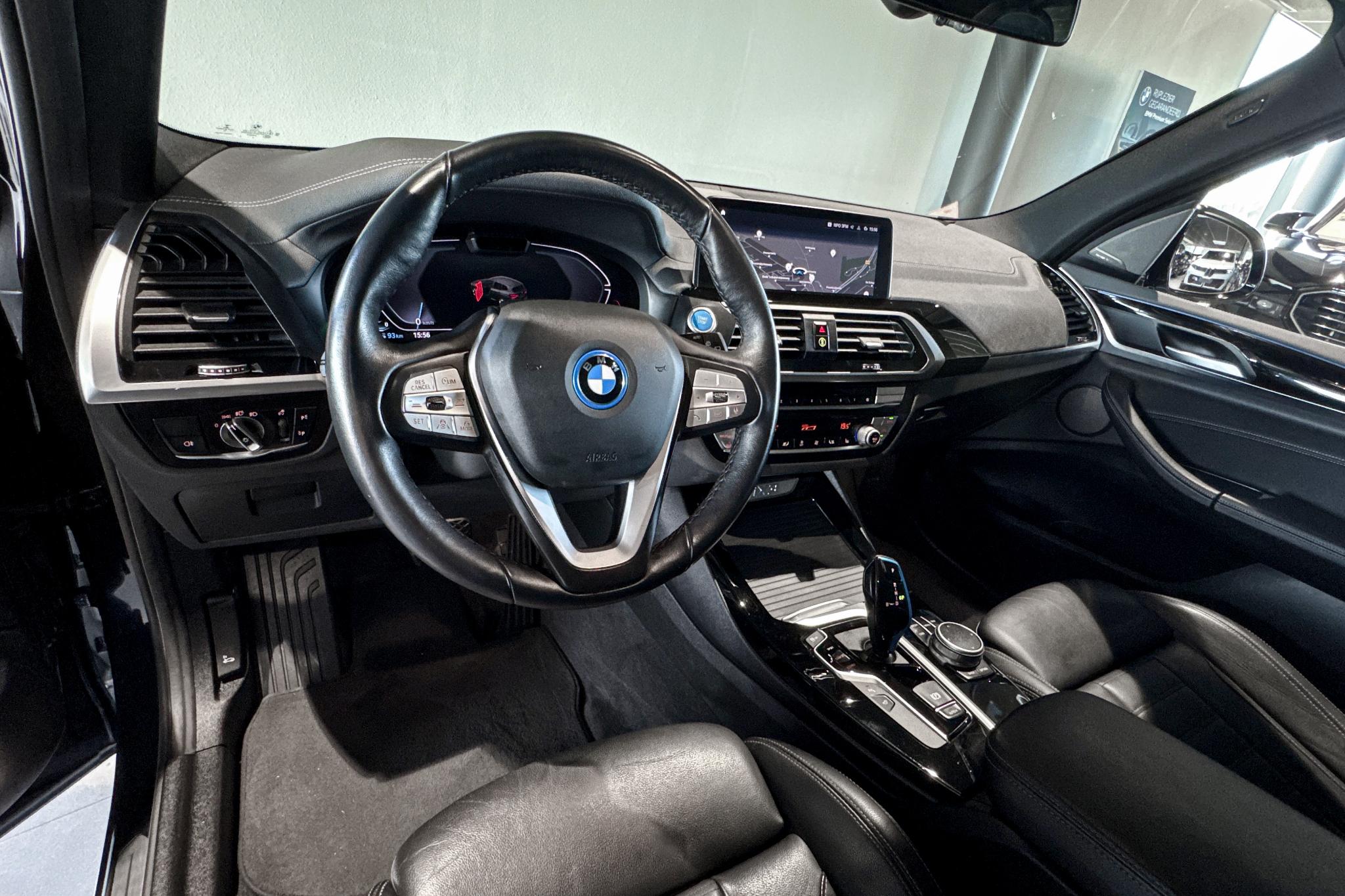 Foto van BMW Ix3