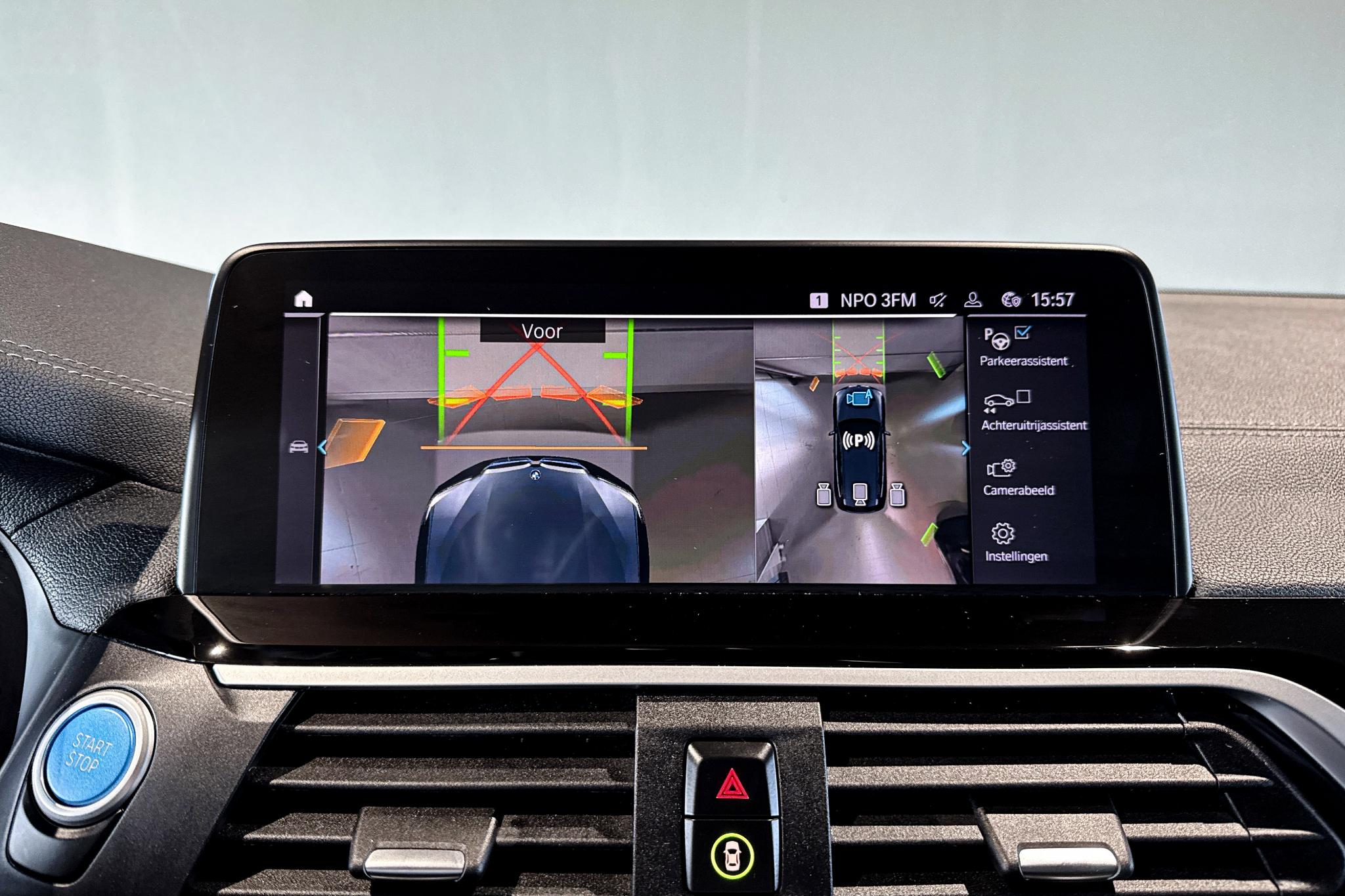 Foto van BMW Ix3