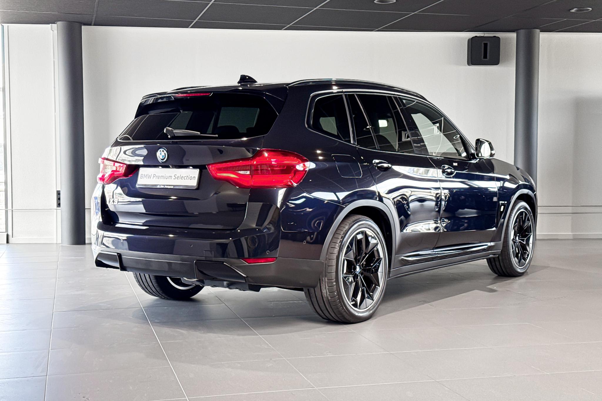 Foto van BMW Ix3