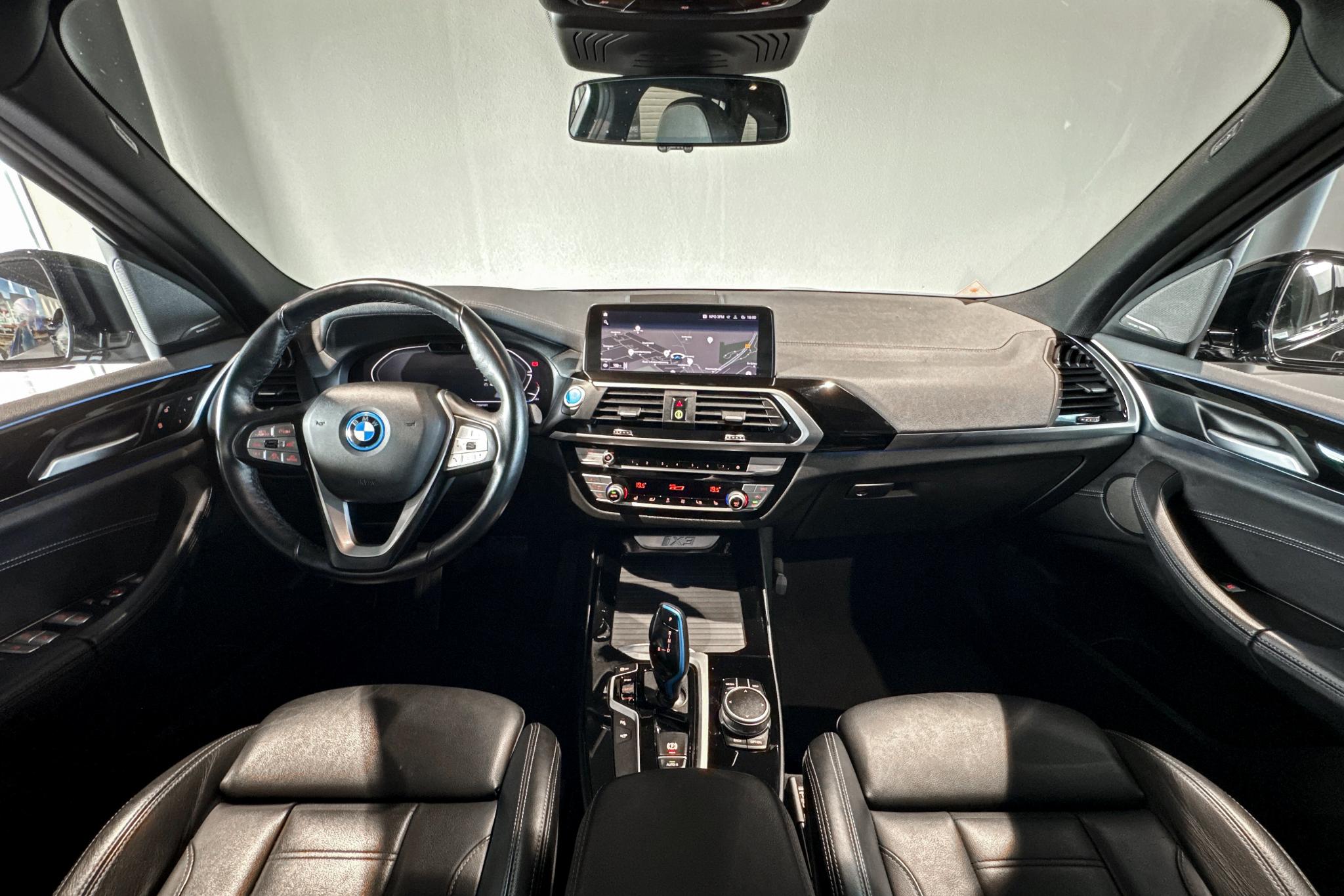Foto van BMW Ix3