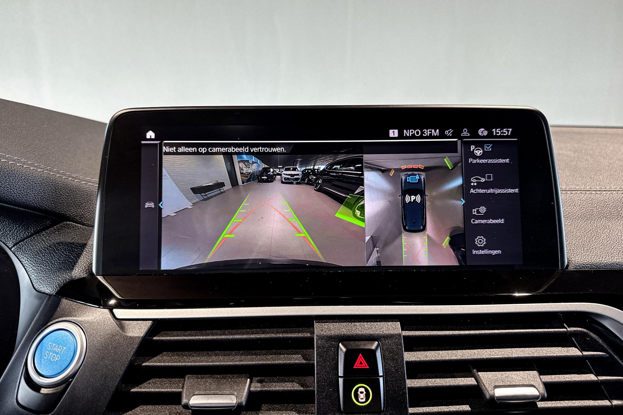 Foto van BMW Ix3