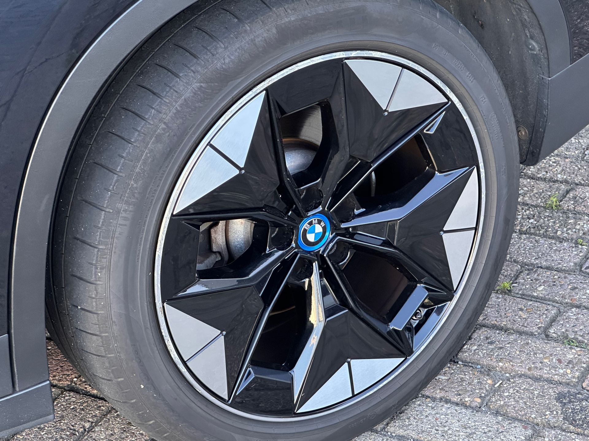 Foto van BMW Ix3