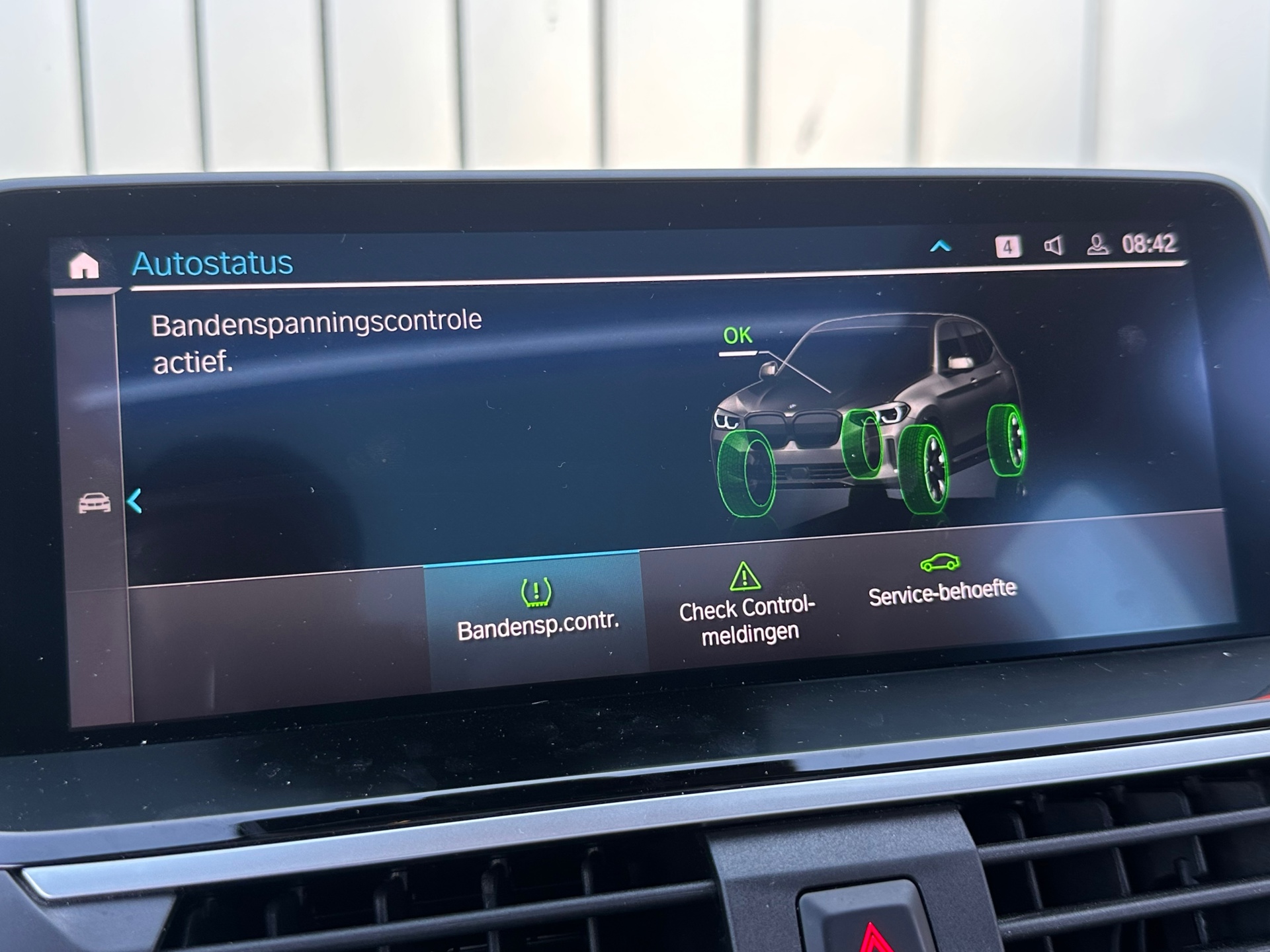 Foto van BMW Ix3