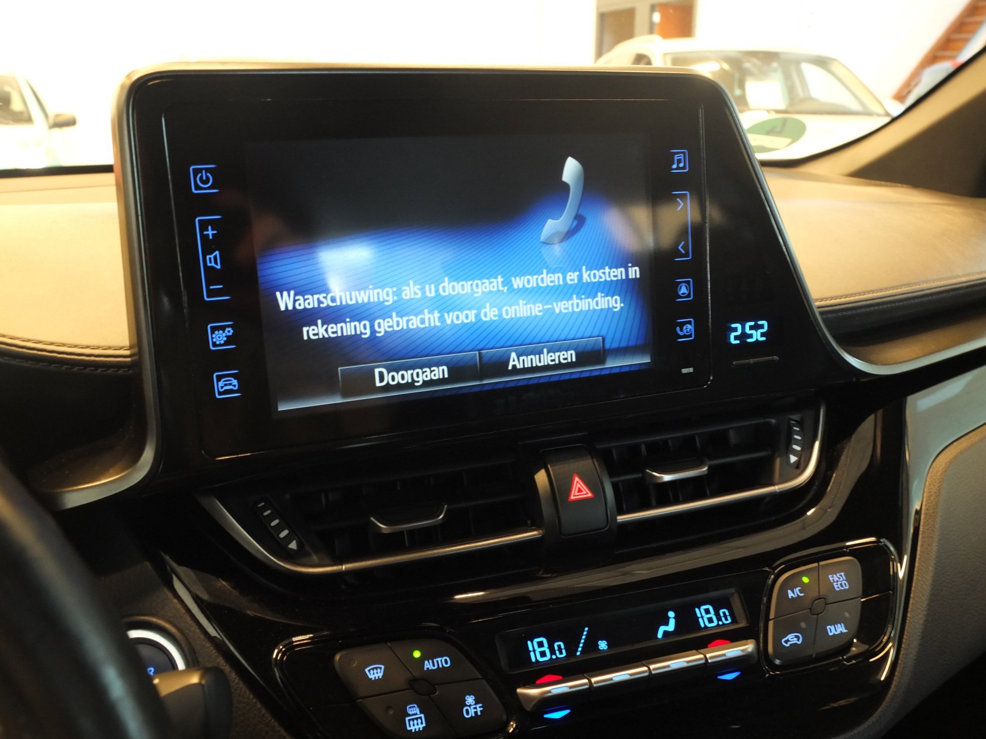 Foto van Toyota Toyota C-hr