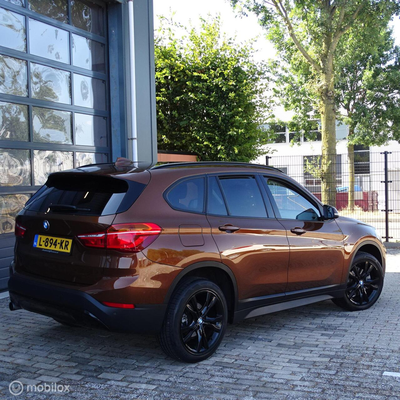 Foto van BMW X1 Sdrive18i