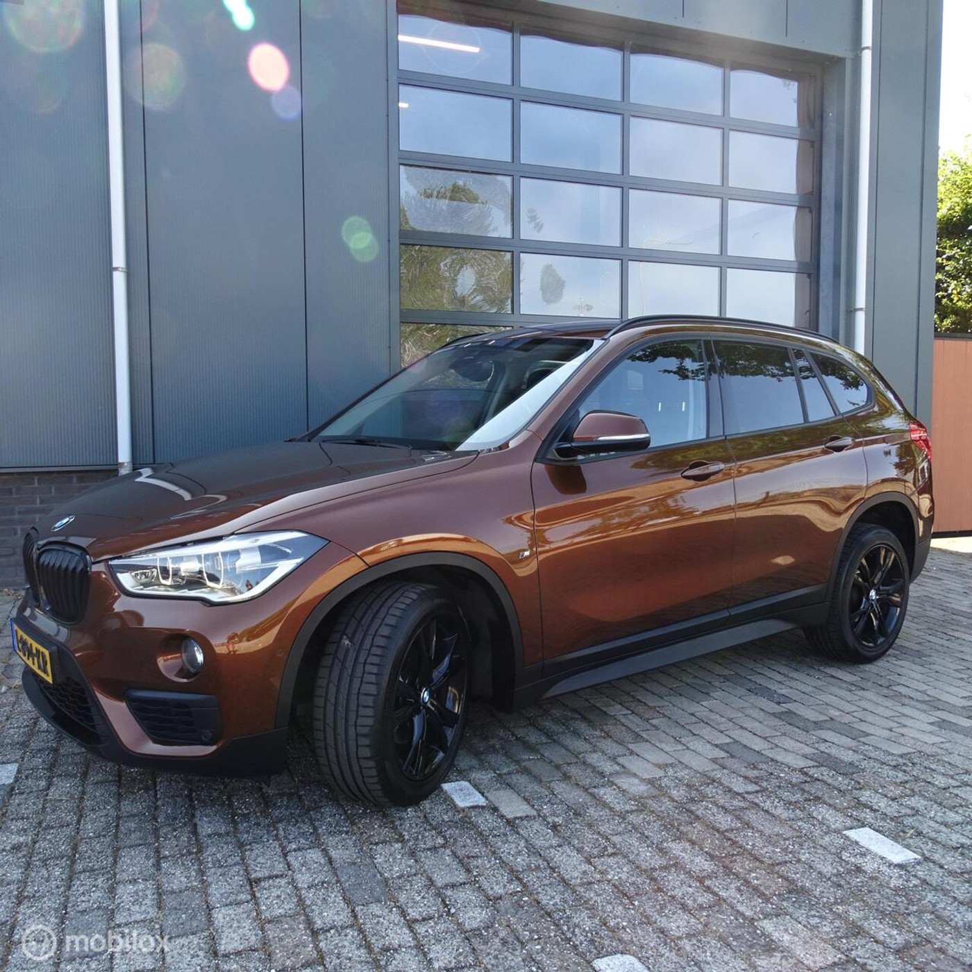 Foto van BMW X1 Sdrive18i