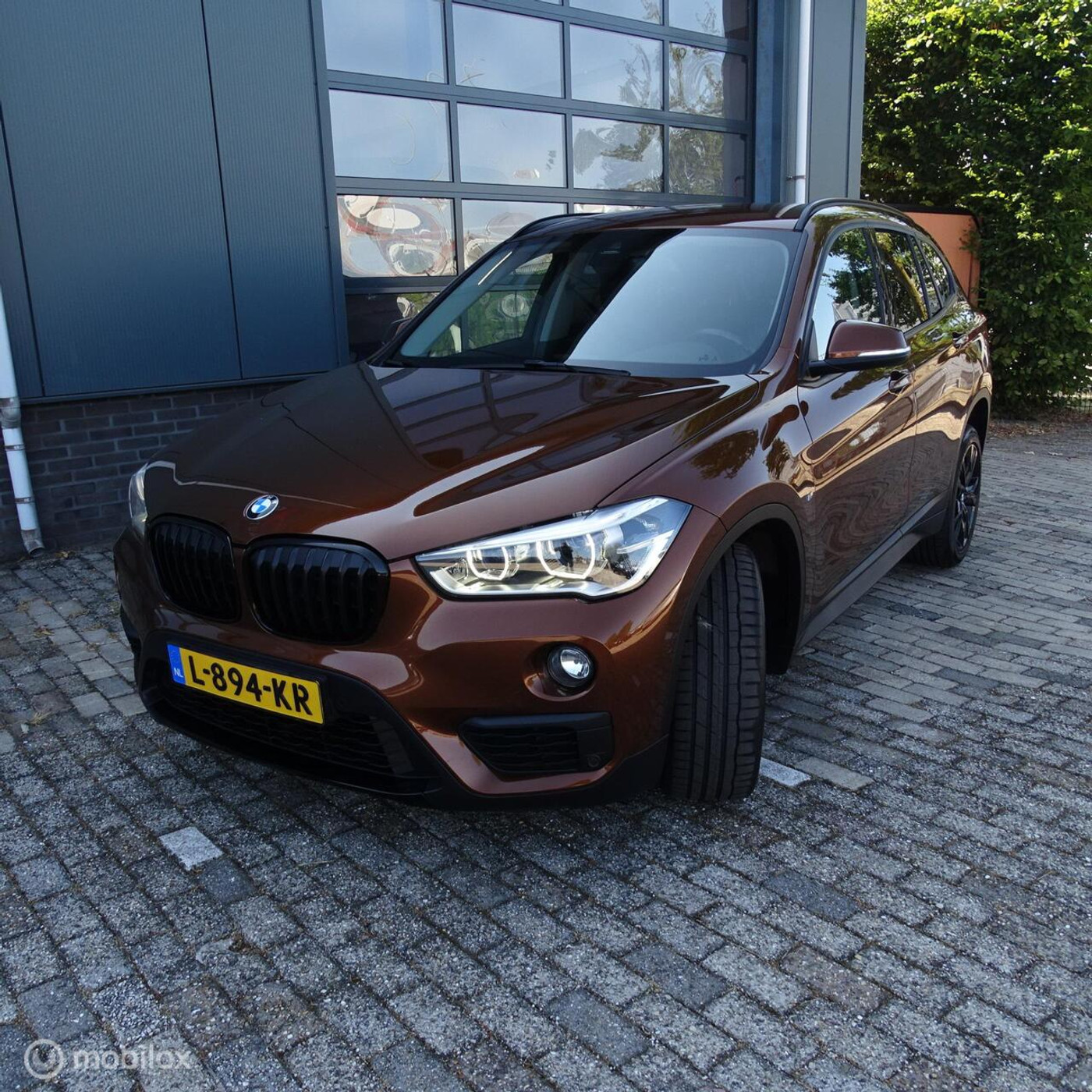 Foto van BMW X1 Sdrive18i