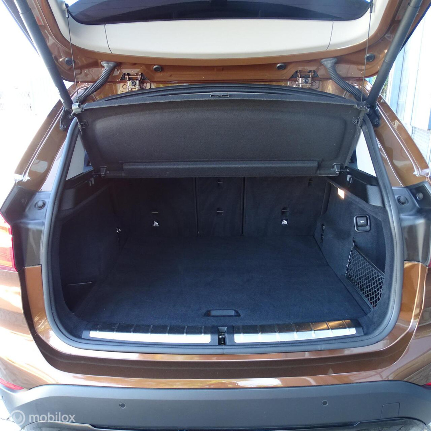 Foto van BMW X1 Sdrive18i