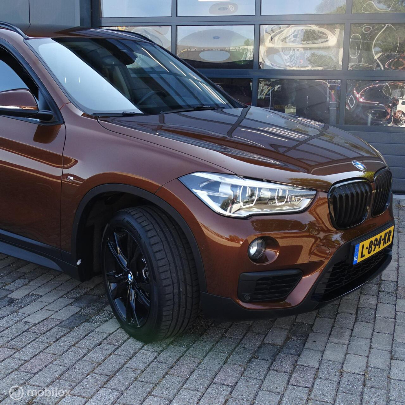 Foto van BMW X1 Sdrive18i