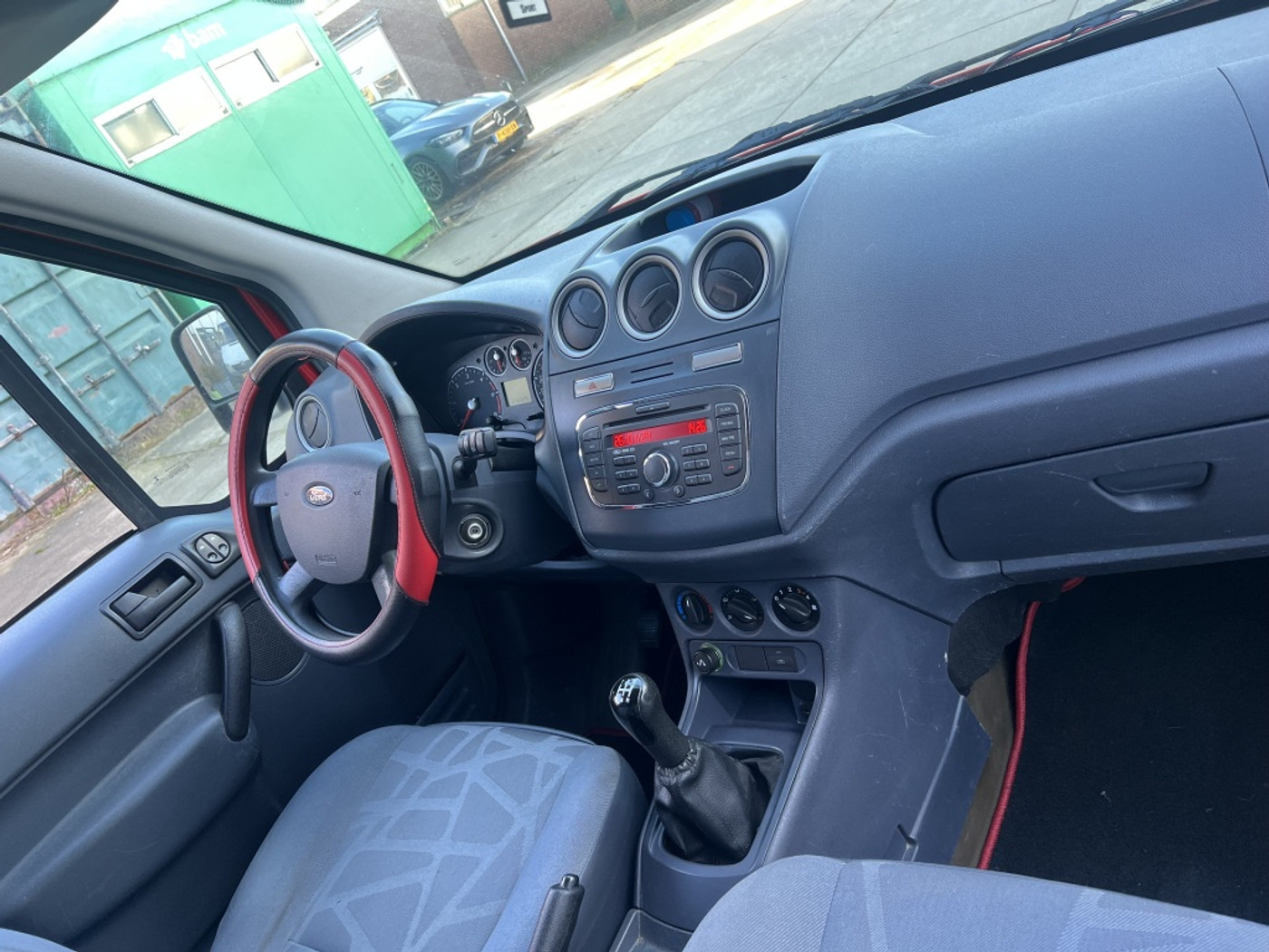 Foto van Ford Transit Connect T200s Van 90