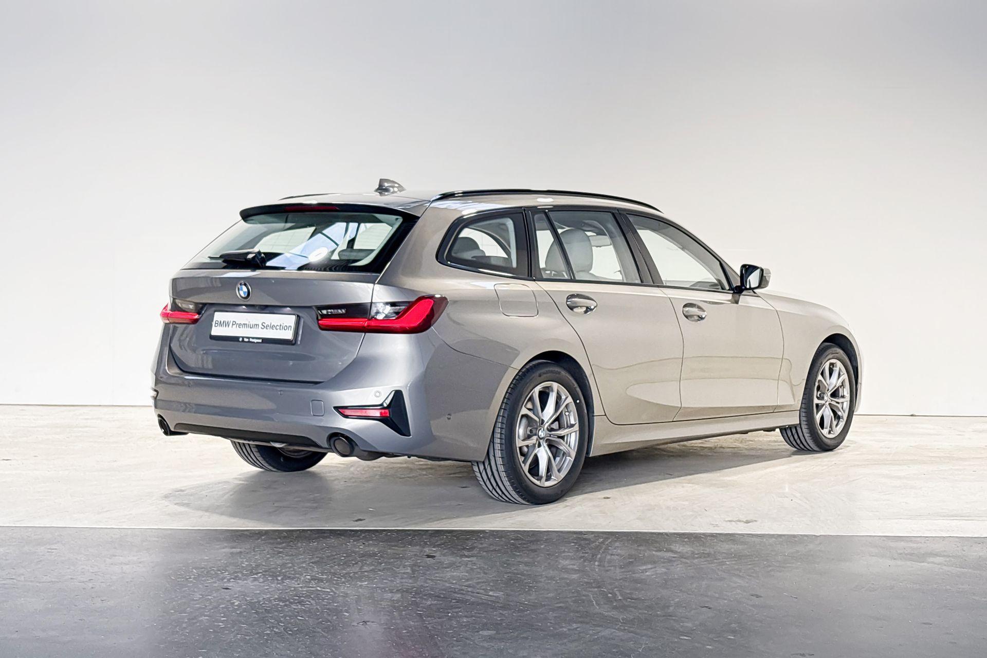 Foto van BMW 330i xDrive