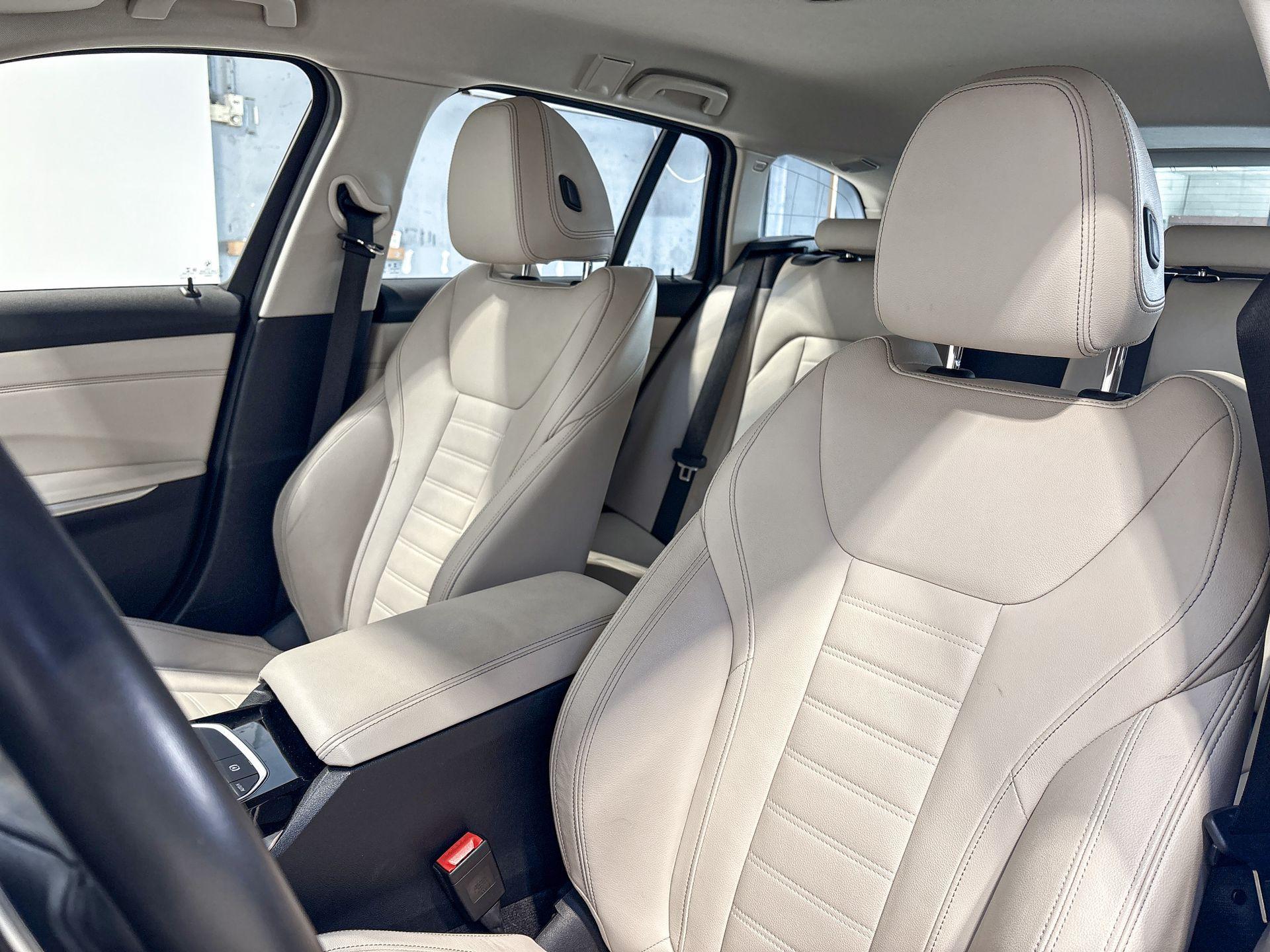 Foto van BMW 330i xDrive