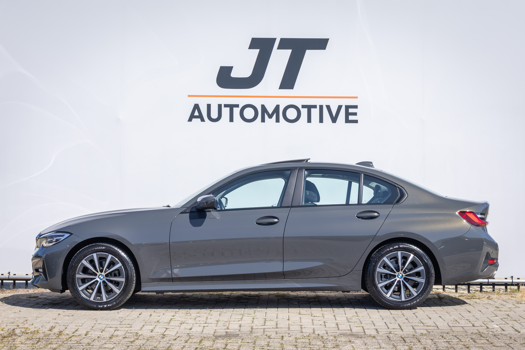 Foto van BMW 318i