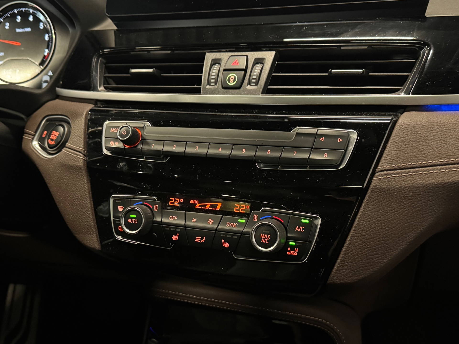 Foto van BMW X1 Xdrive20i