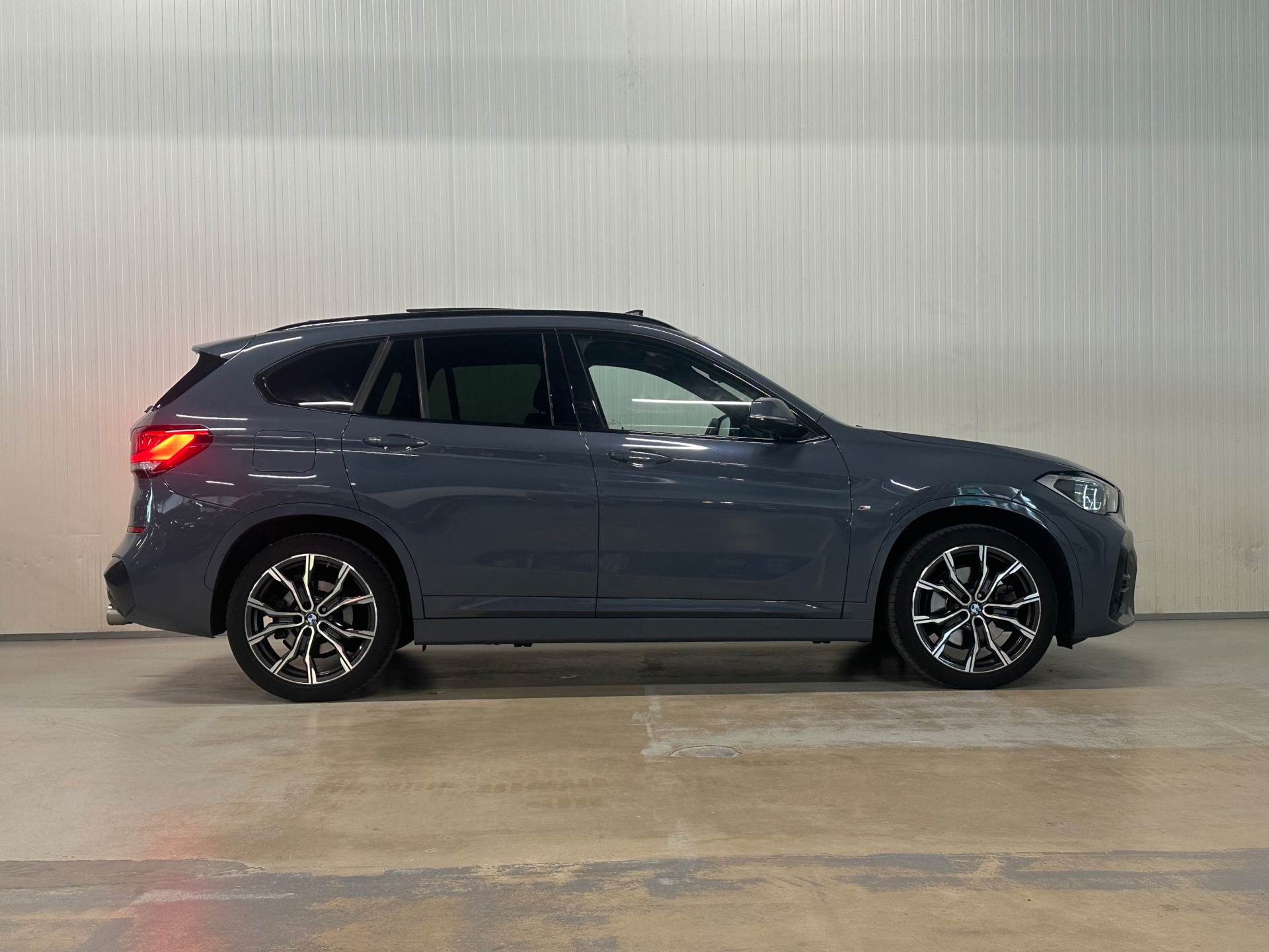 Foto van BMW X1 Xdrive20i