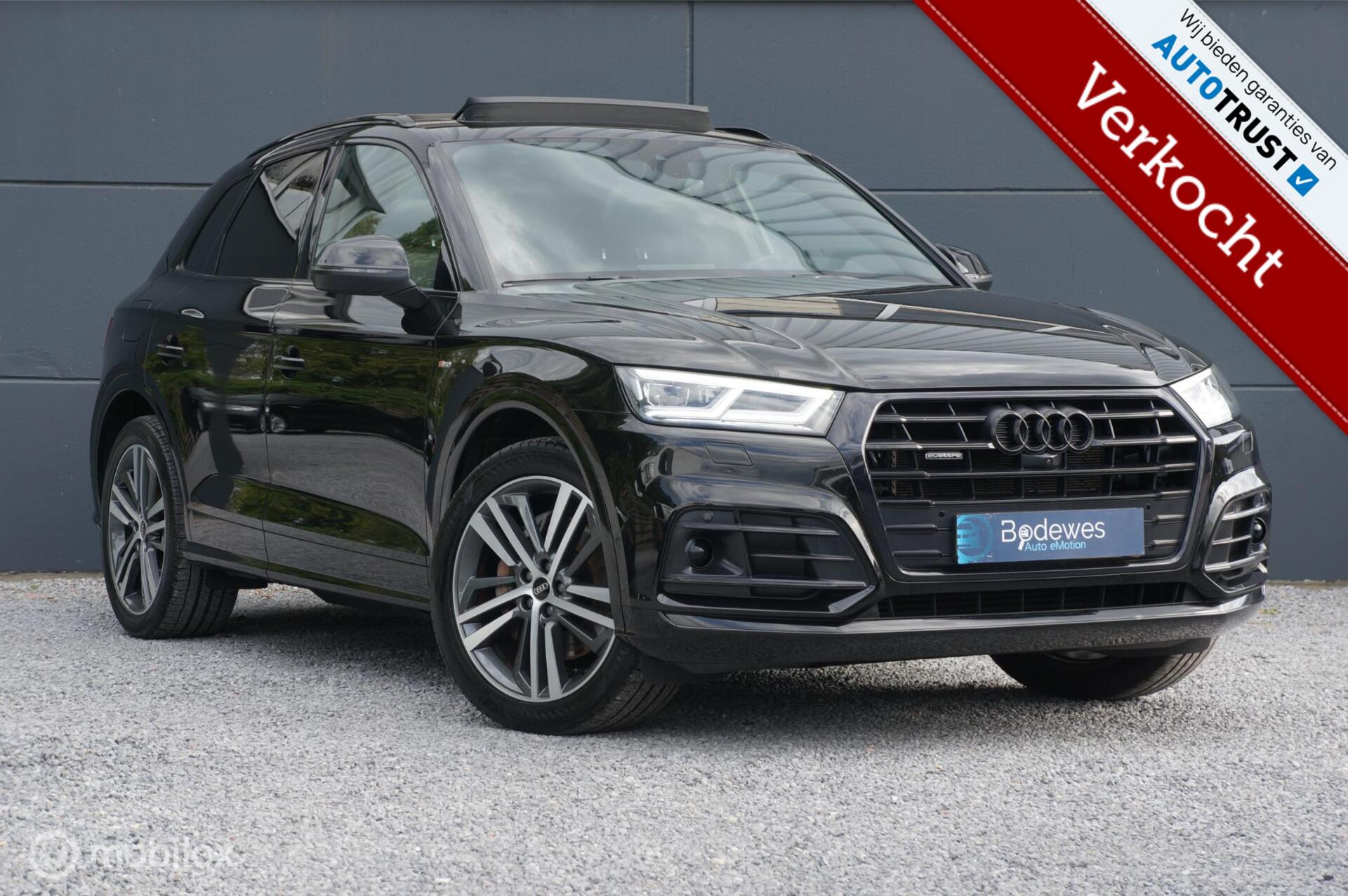 Audi Q5 55 TFSI e Quattro S Line Competition Apple/Android! 2021 - voorkant
