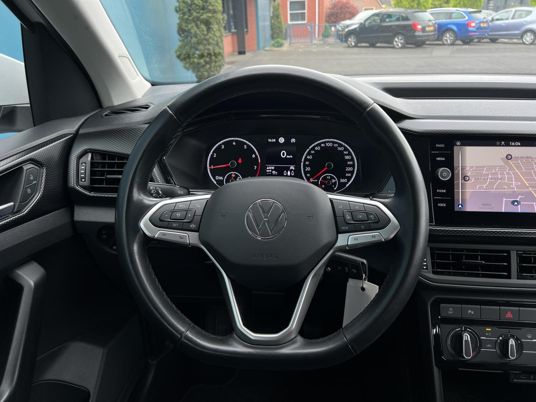 Foto van Volkswagen T-cross
