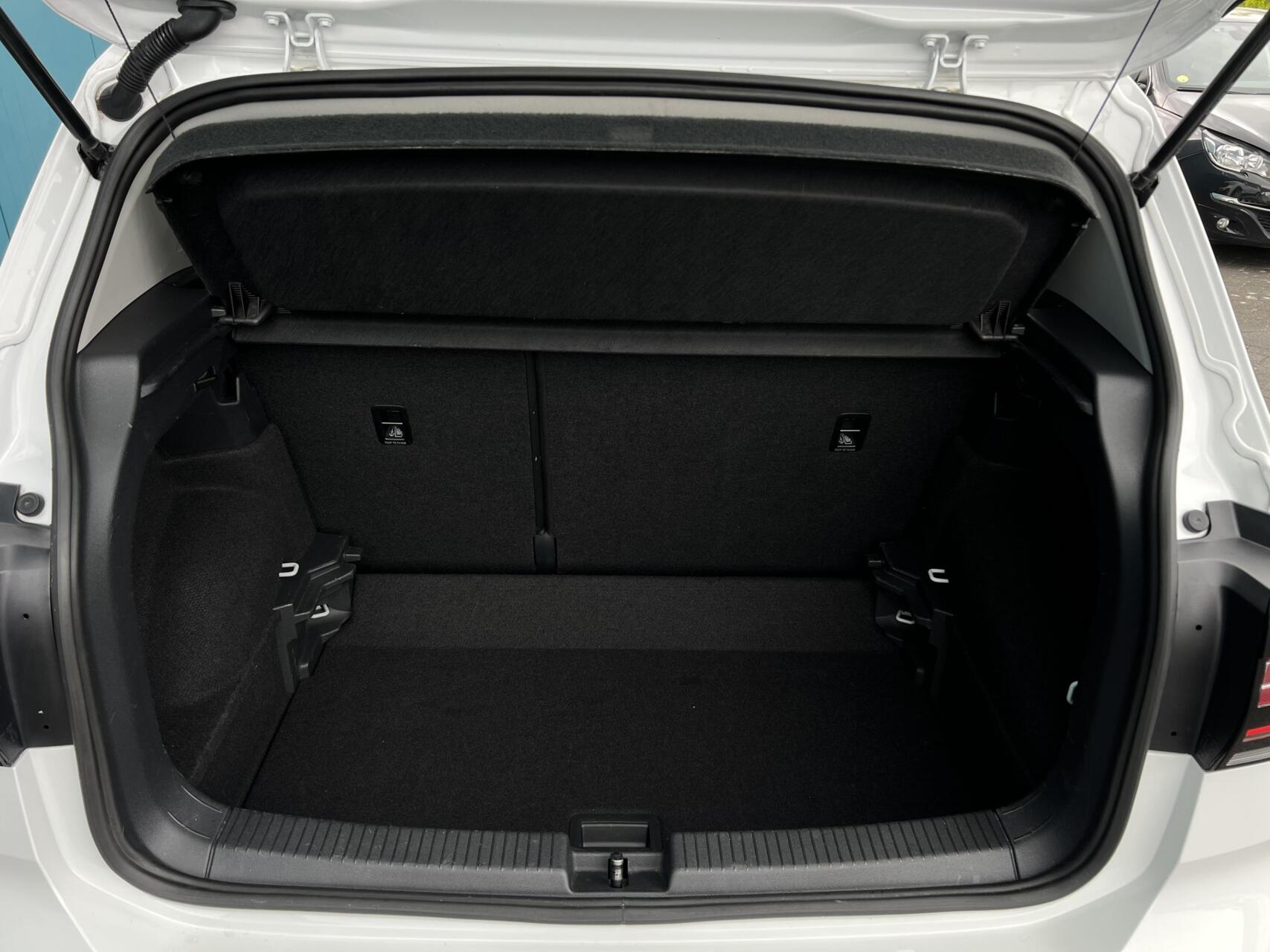 Foto van Volkswagen T-cross