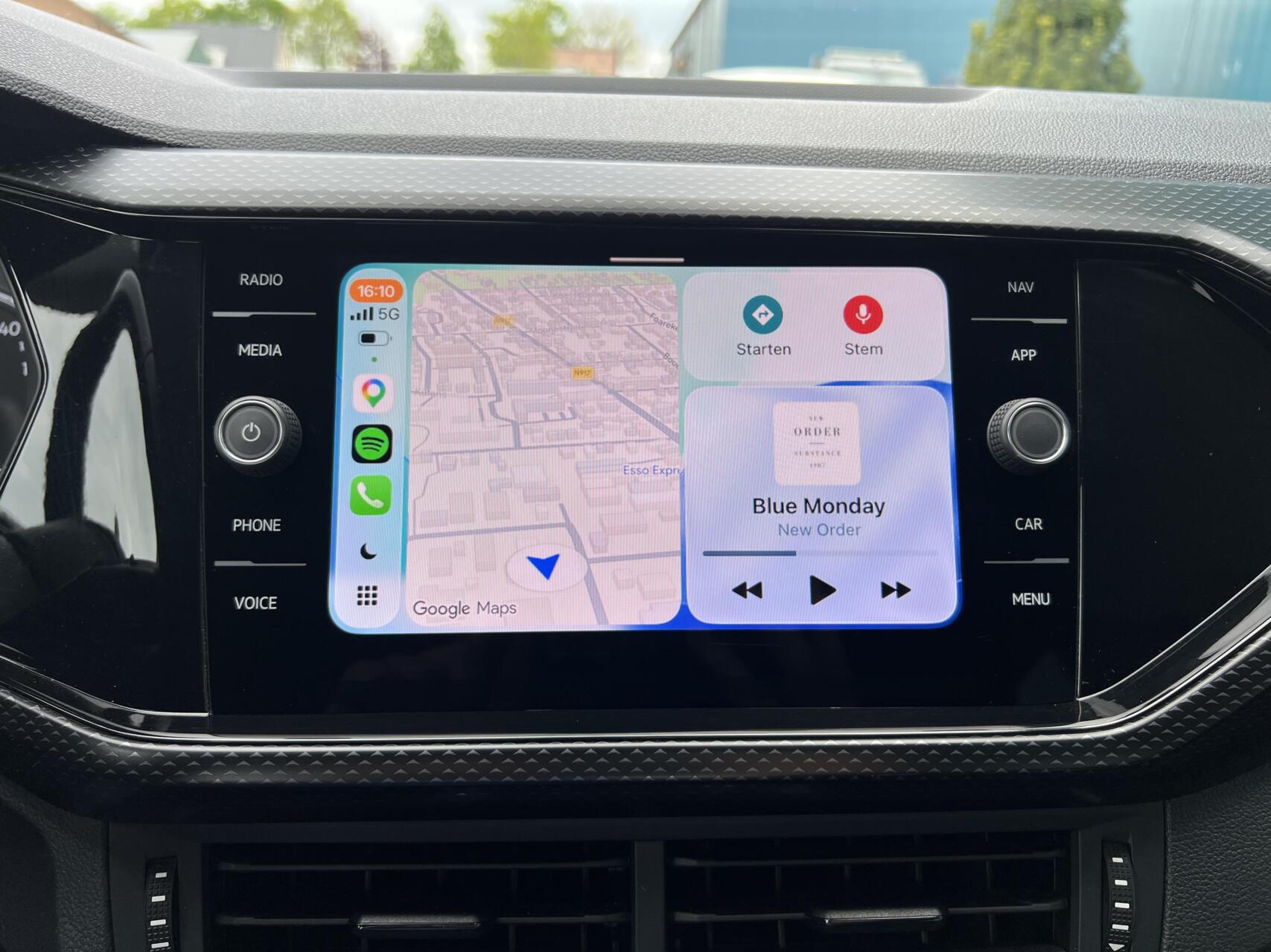 Foto van Volkswagen T-cross