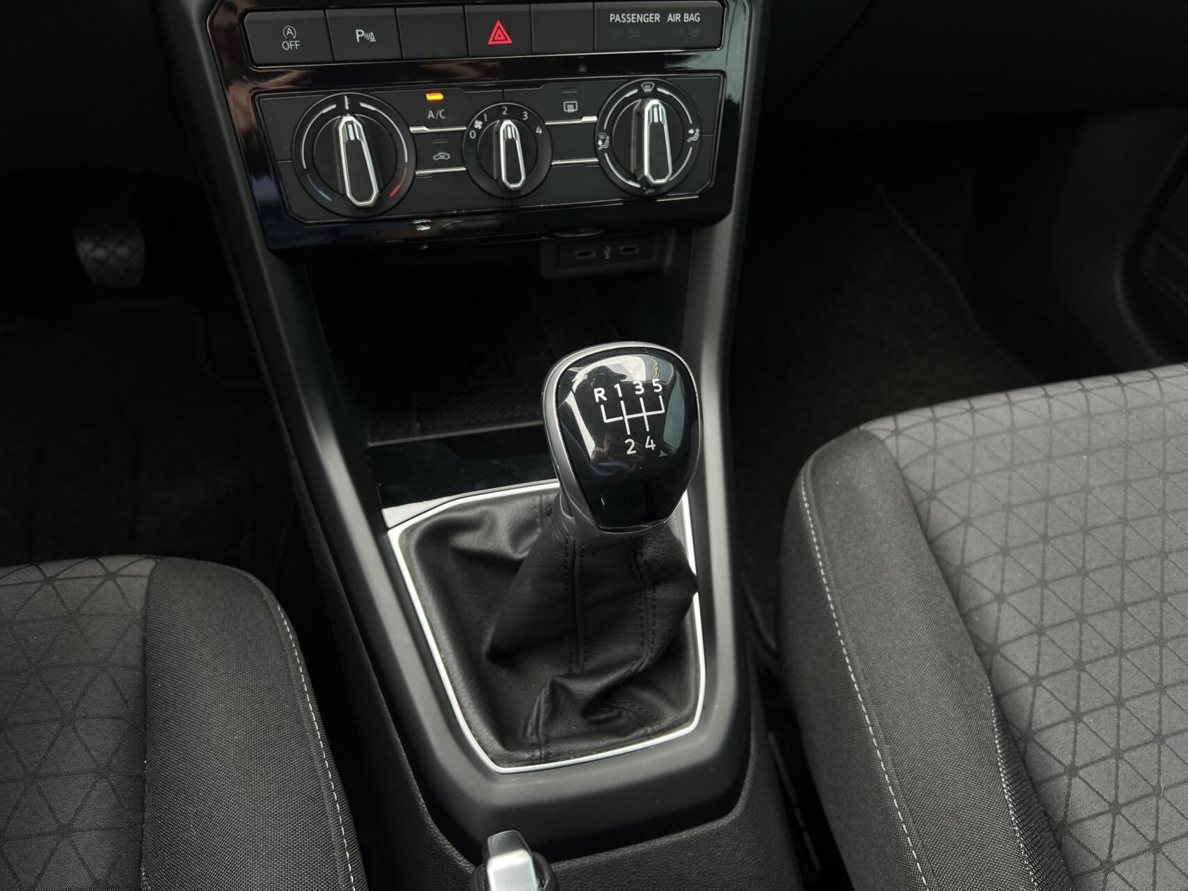 Foto van Volkswagen T-cross