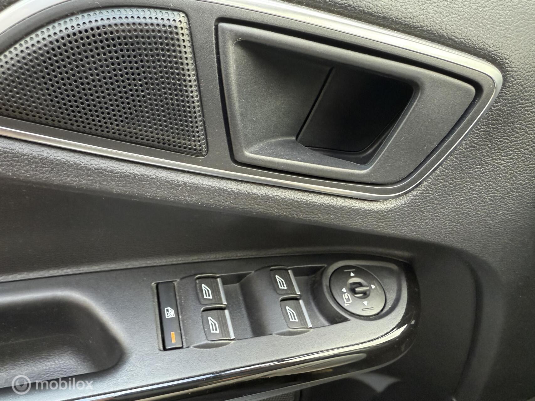 Foto van Ford B-max